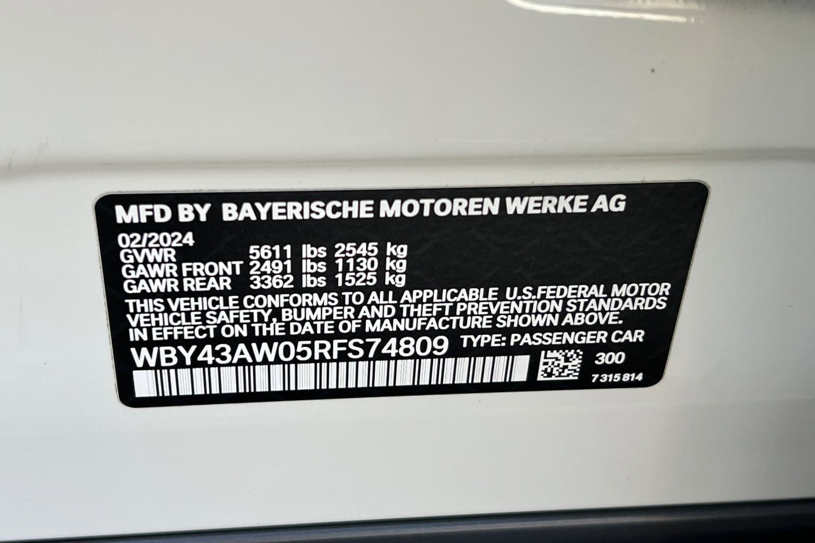 Vehicle photo 38