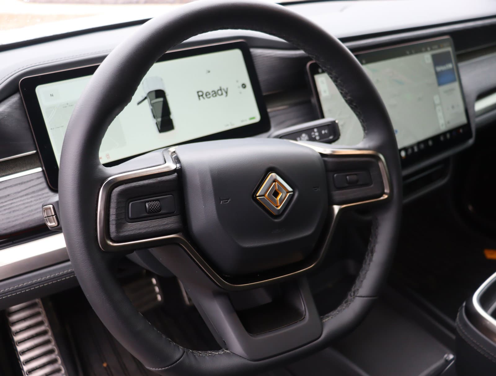 Vehicle photo 16