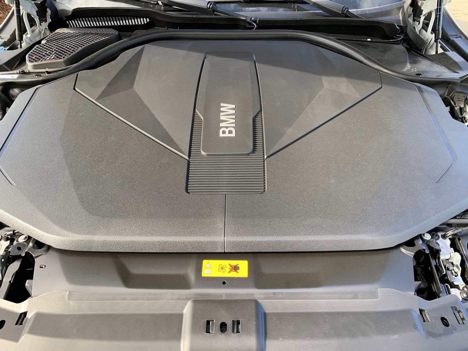 Vehicle photo 34