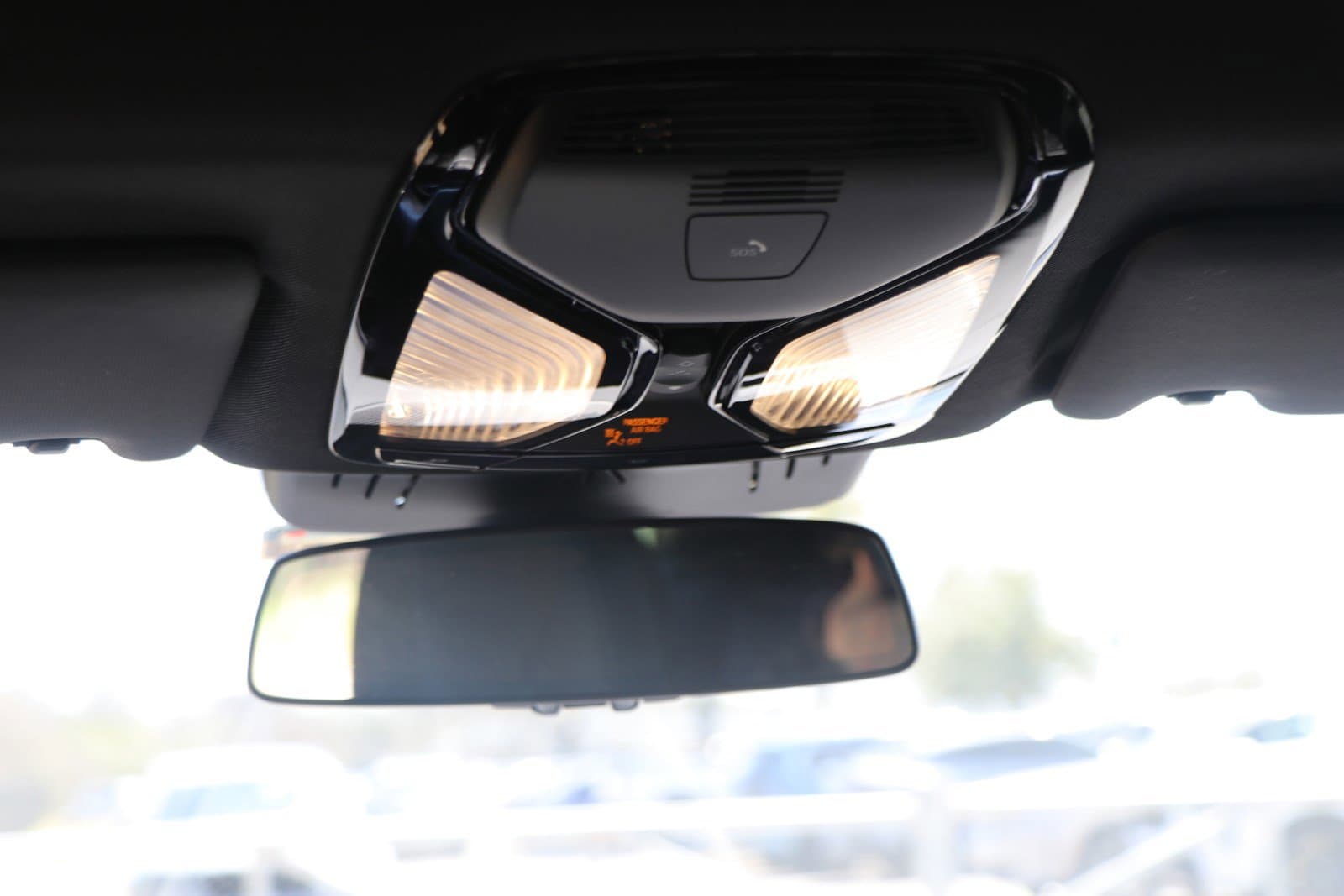 Vehicle photo 29