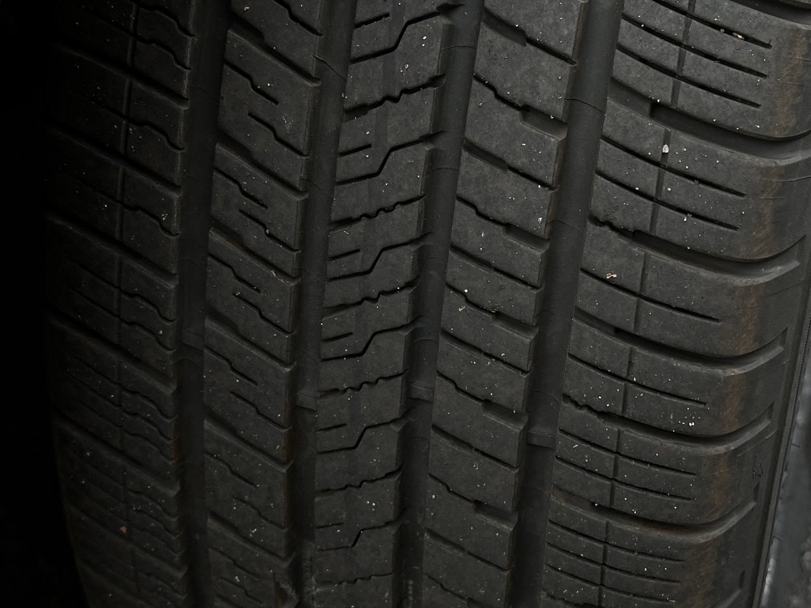 Vehicle photo 10