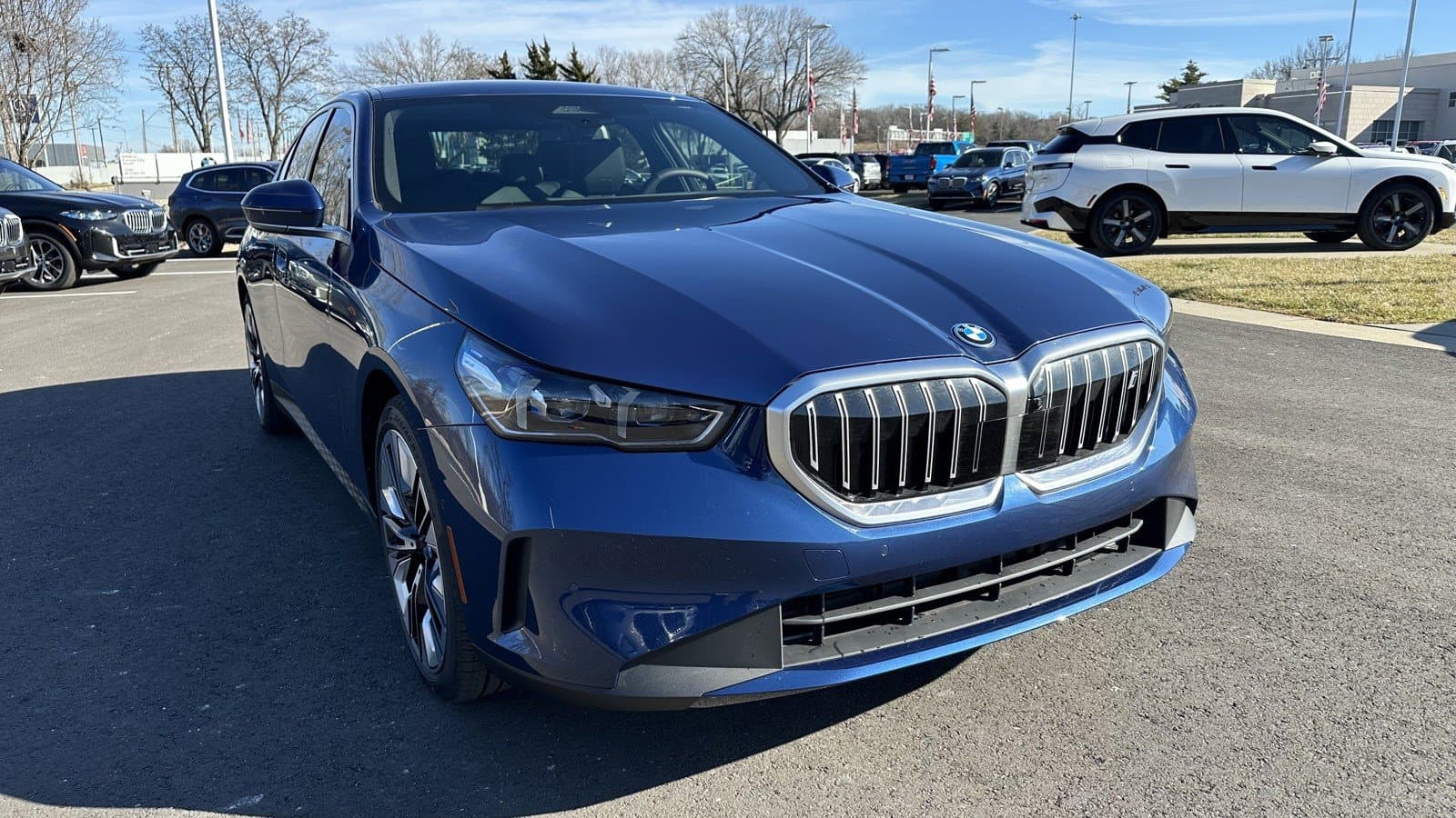 Vehicle photo 1