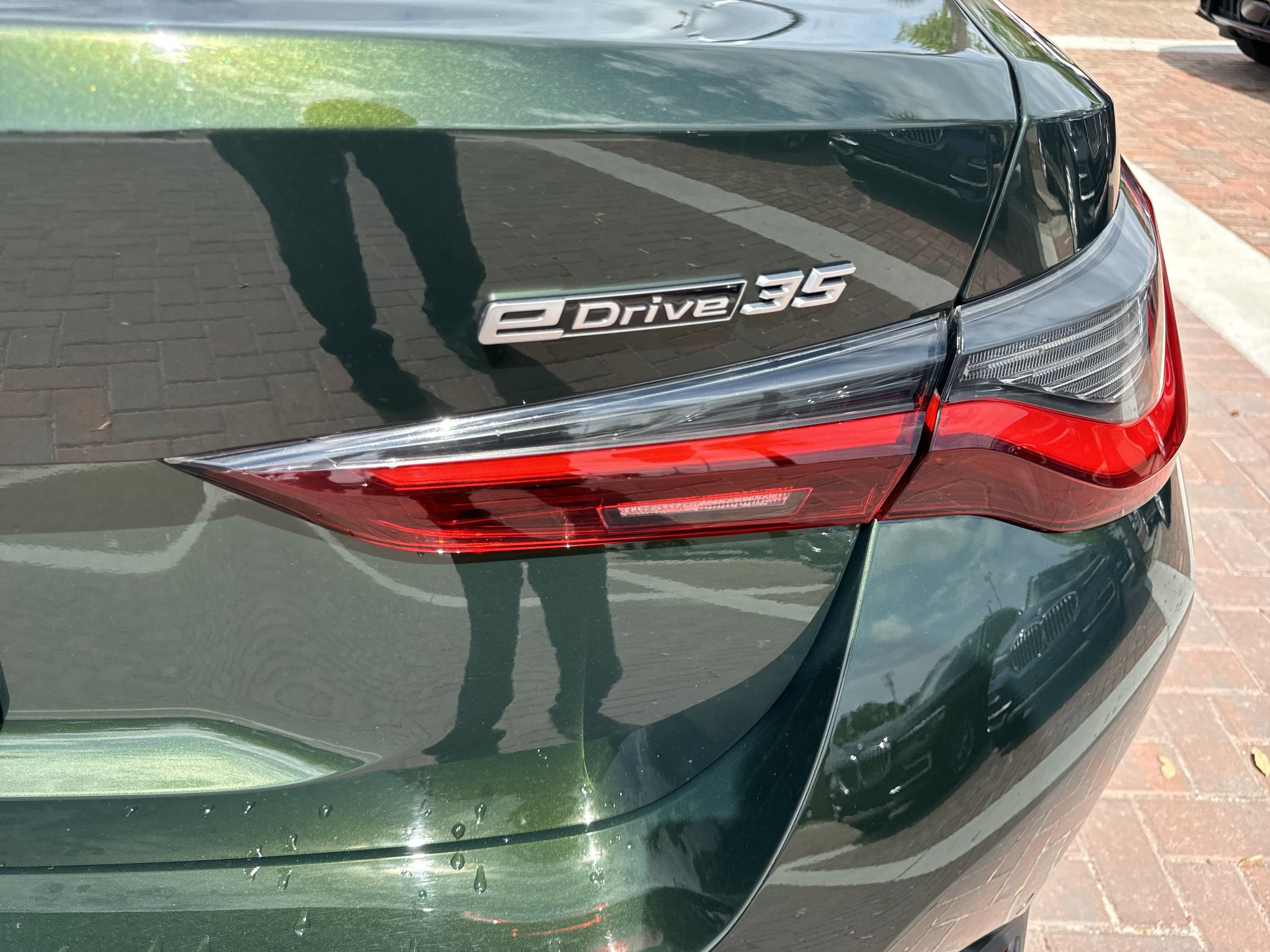 Vehicle photo 36
