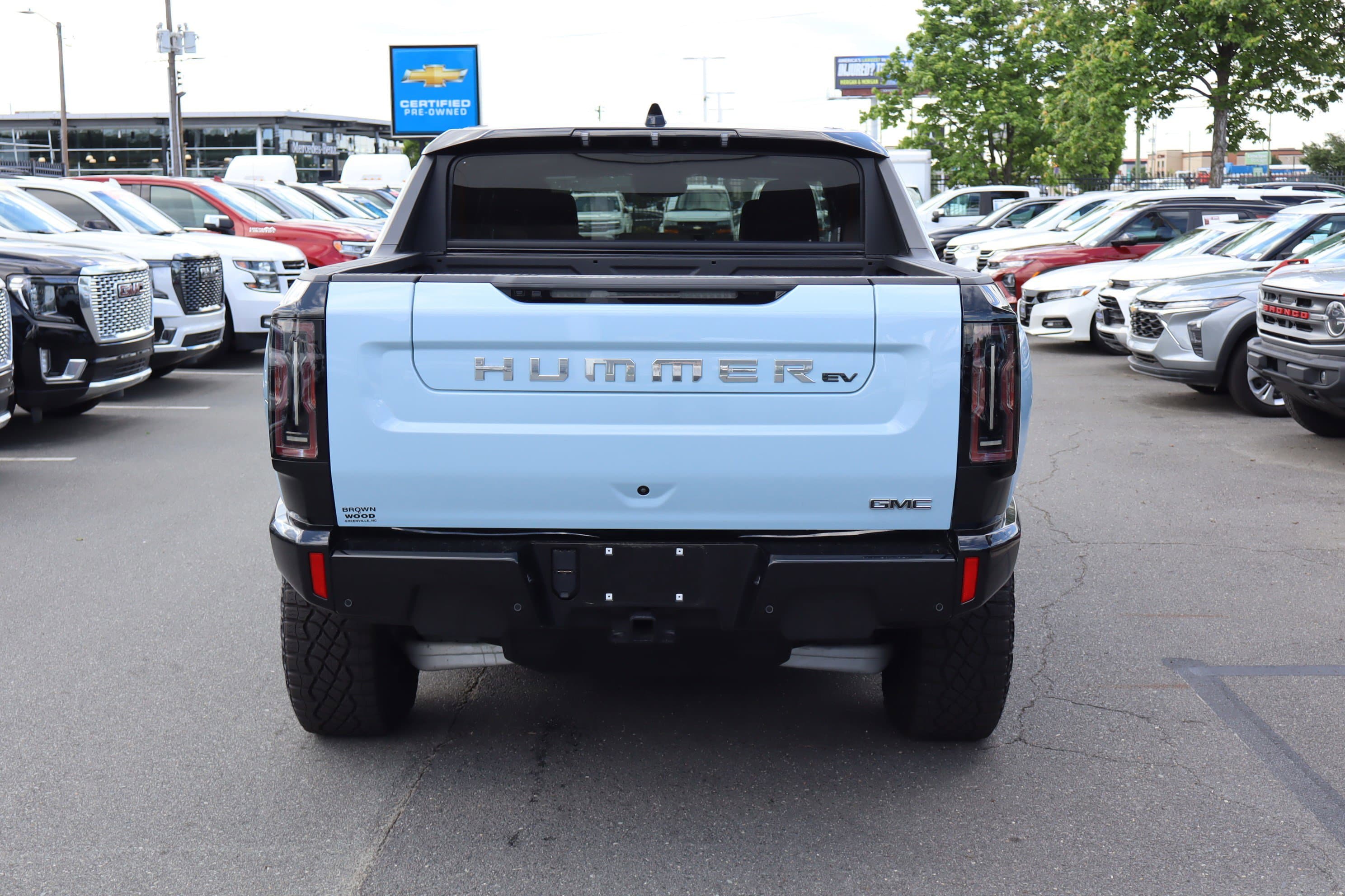 Vehicle photo 7