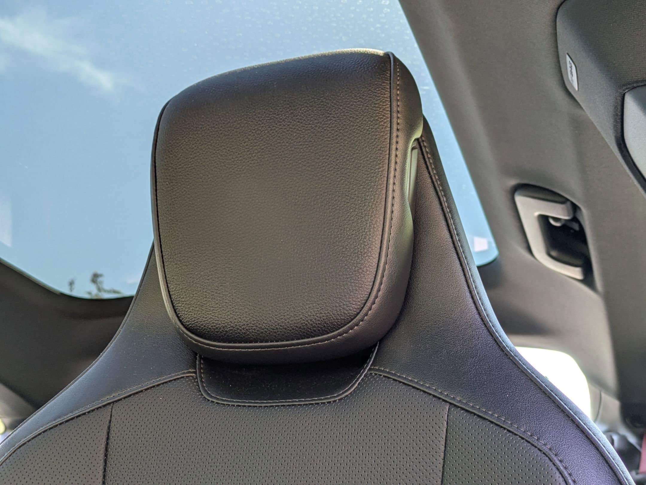 Vehicle photo 5