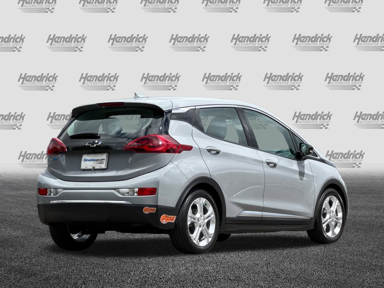 Vehicle photo 3