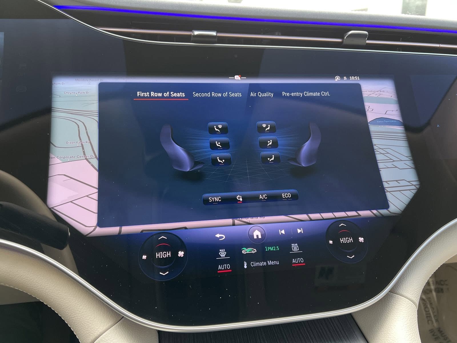 Vehicle photo 27