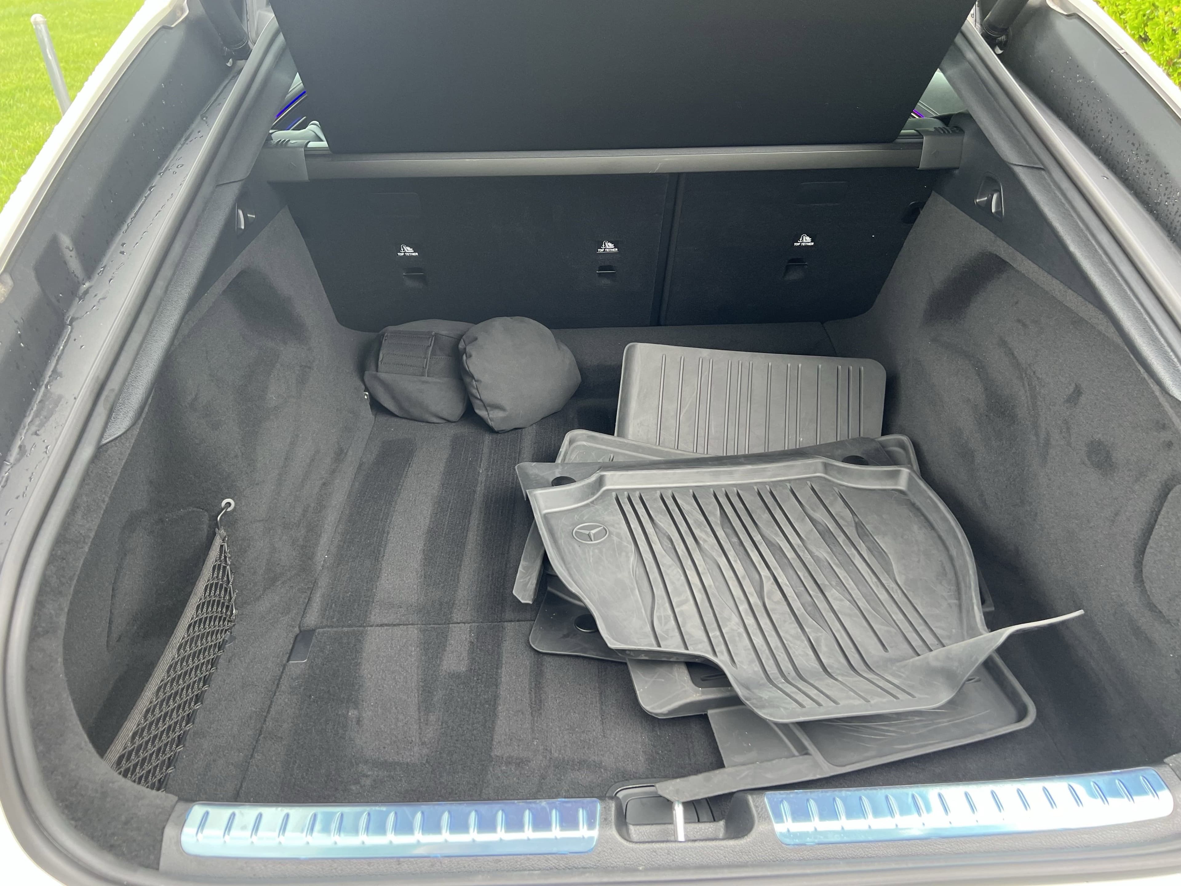 Vehicle photo 32