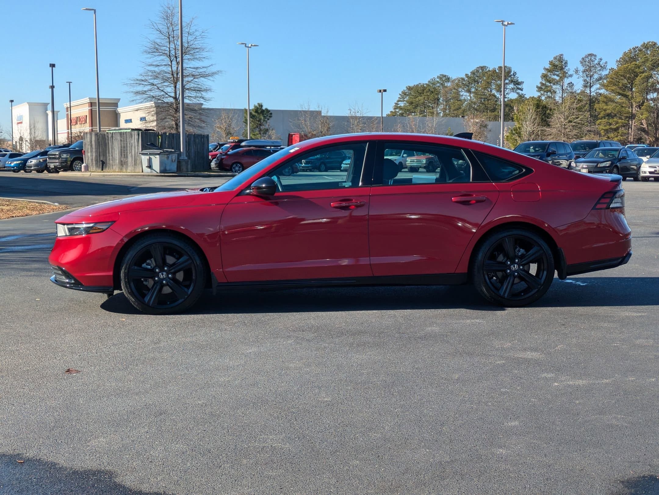 Vehicle photo 4