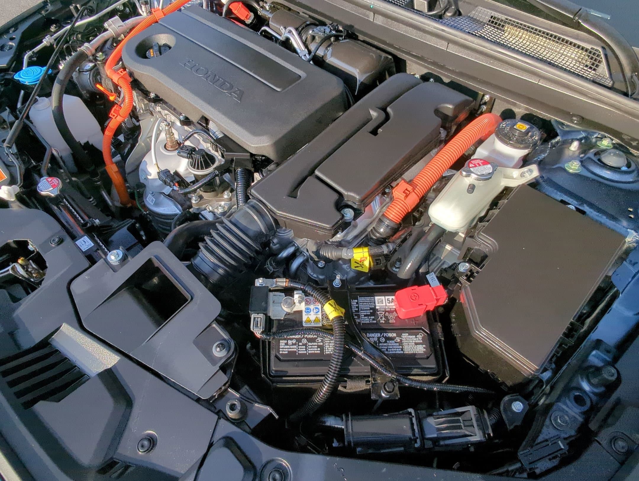 Vehicle photo 30