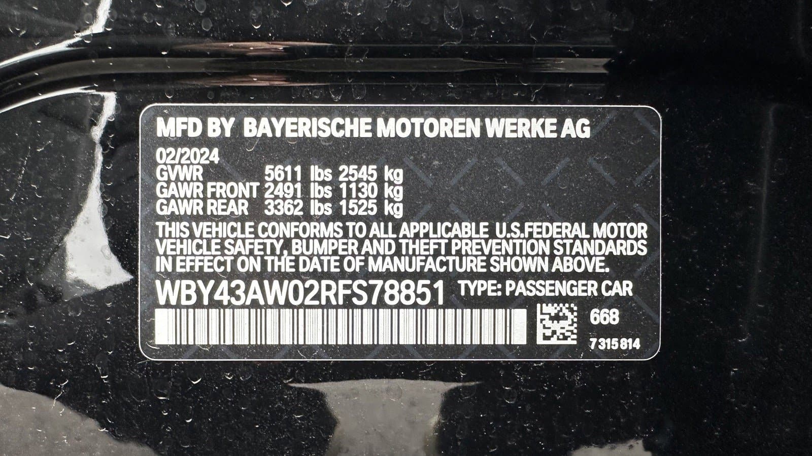 Vehicle photo 31