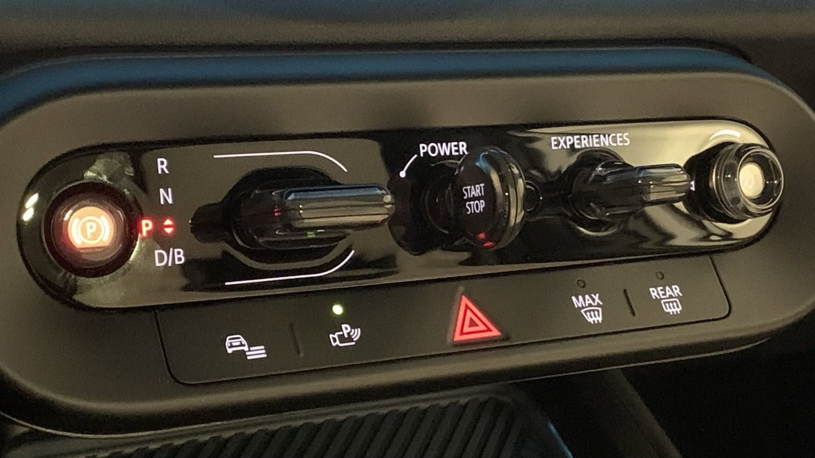 Vehicle photo 21