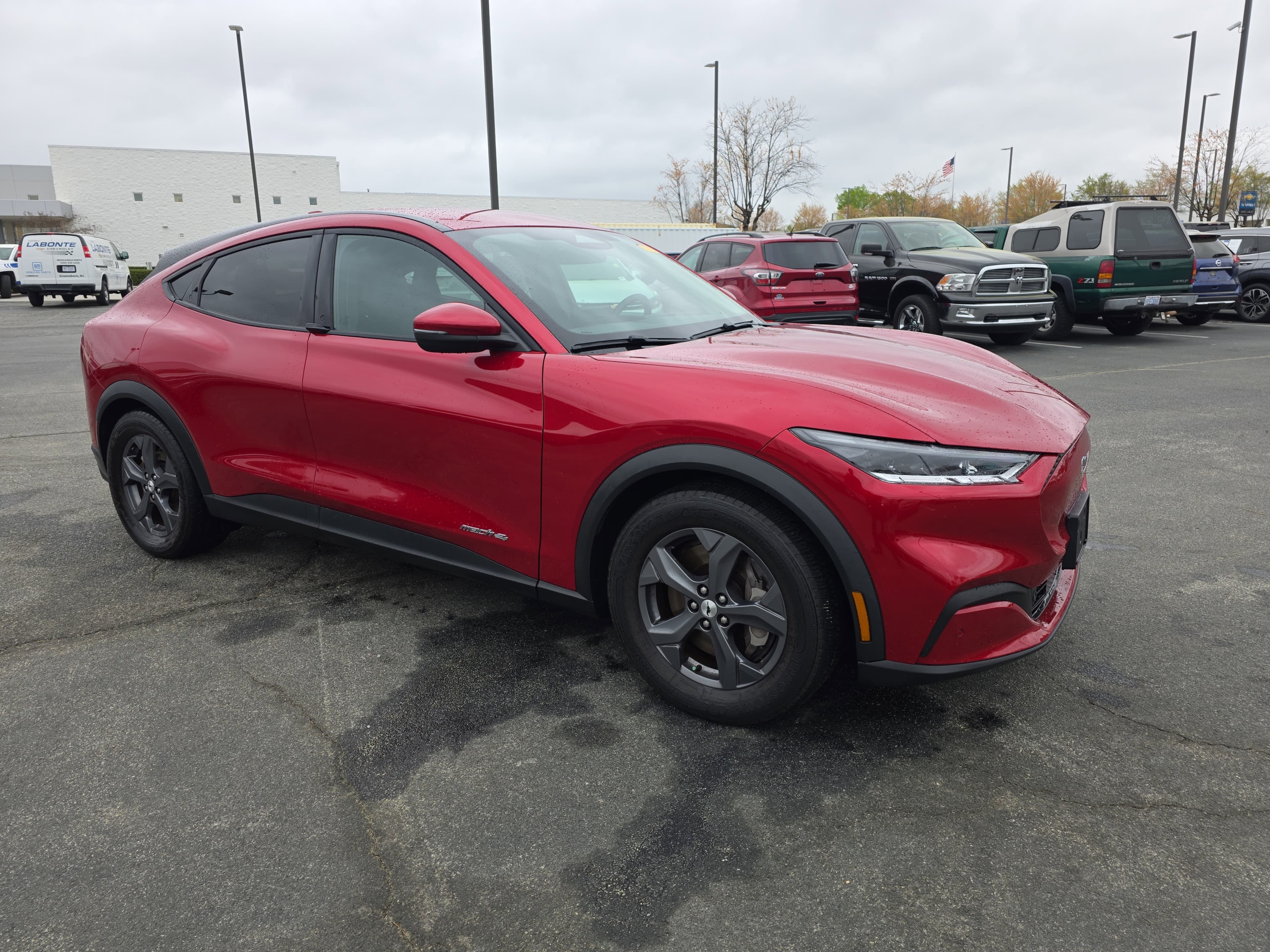 Vehicle photo 1