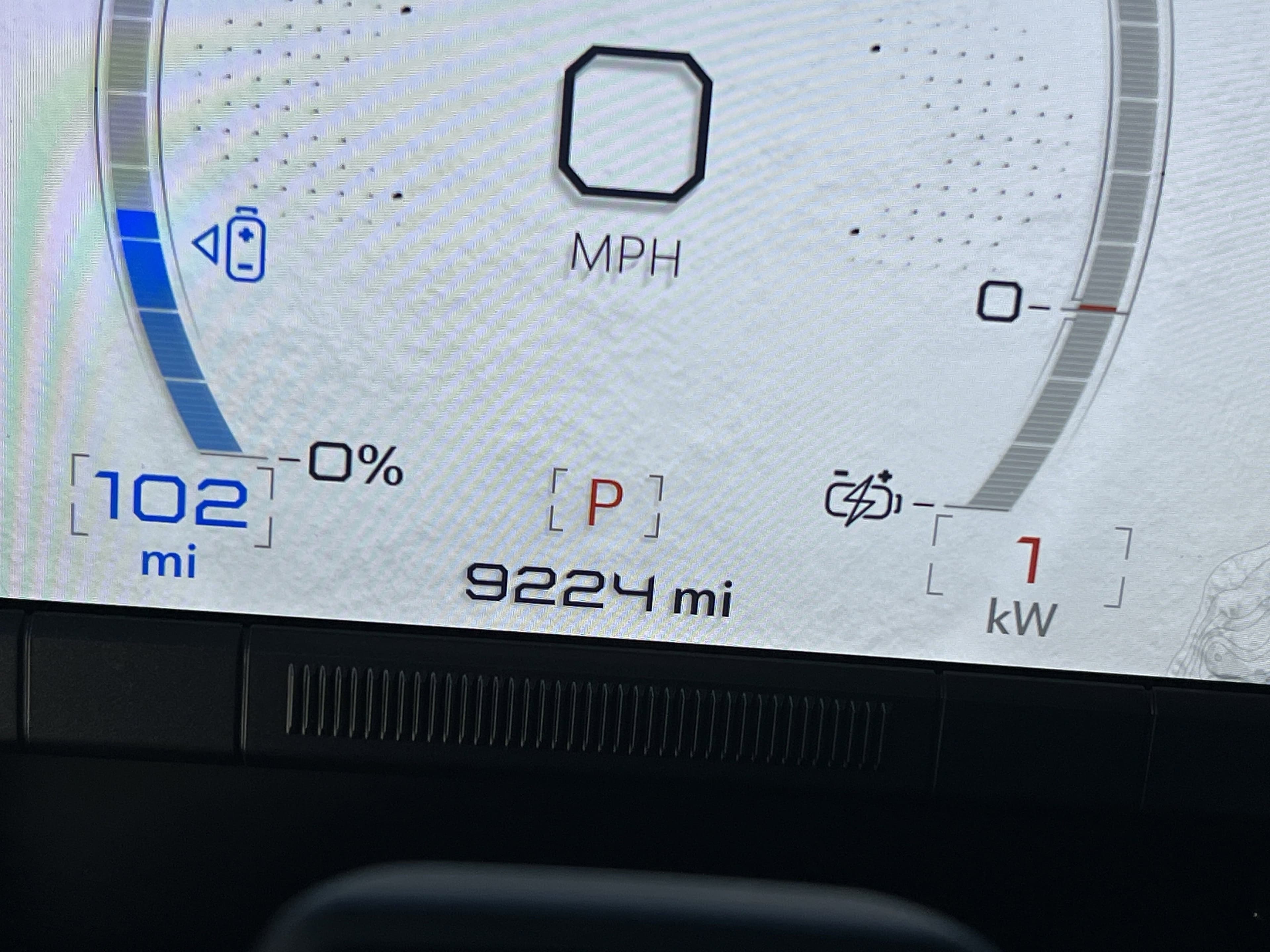 Vehicle photo 20
