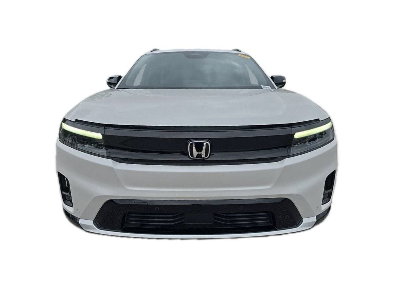 Vehicle photo 2