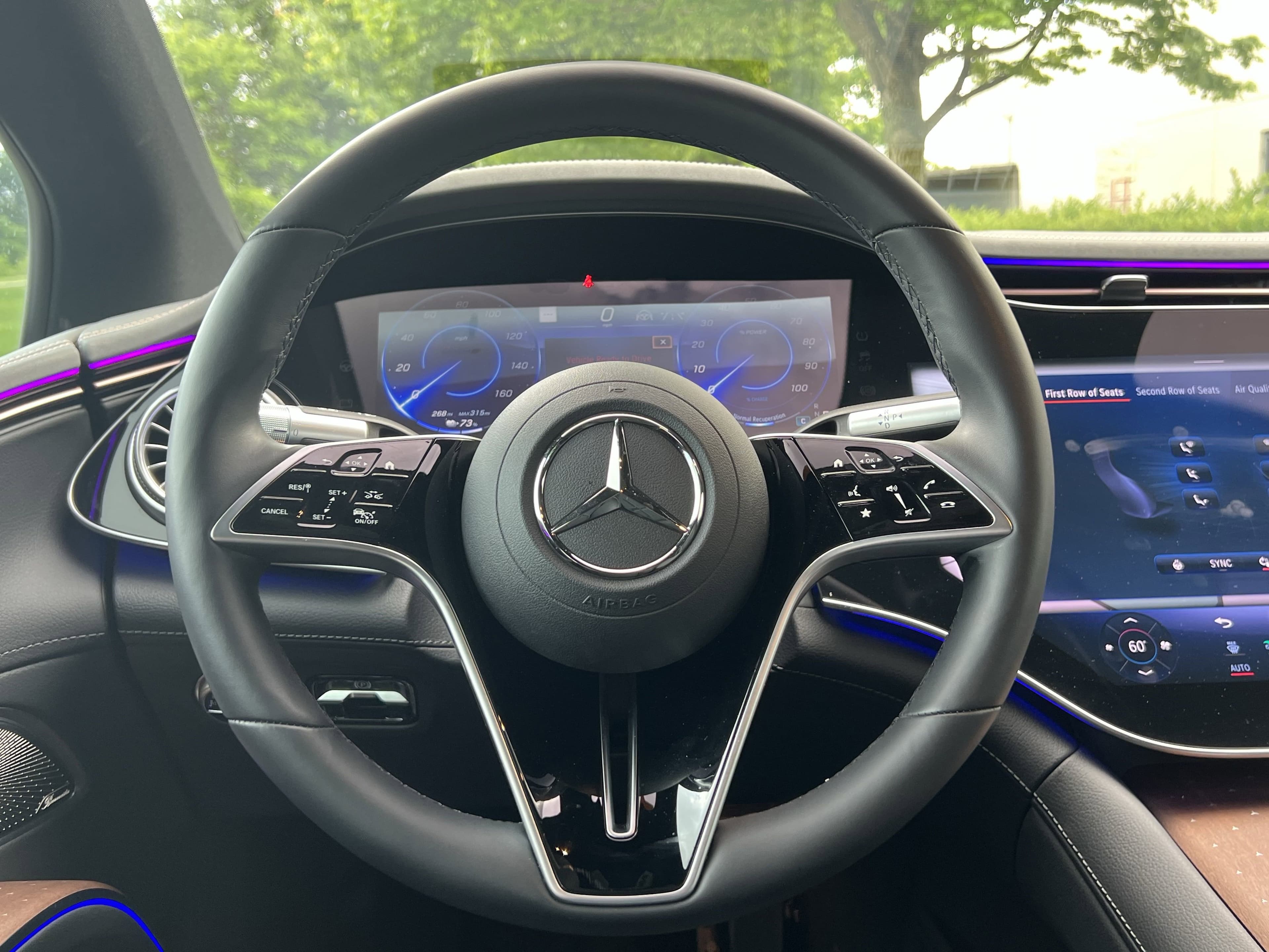 Vehicle photo 16