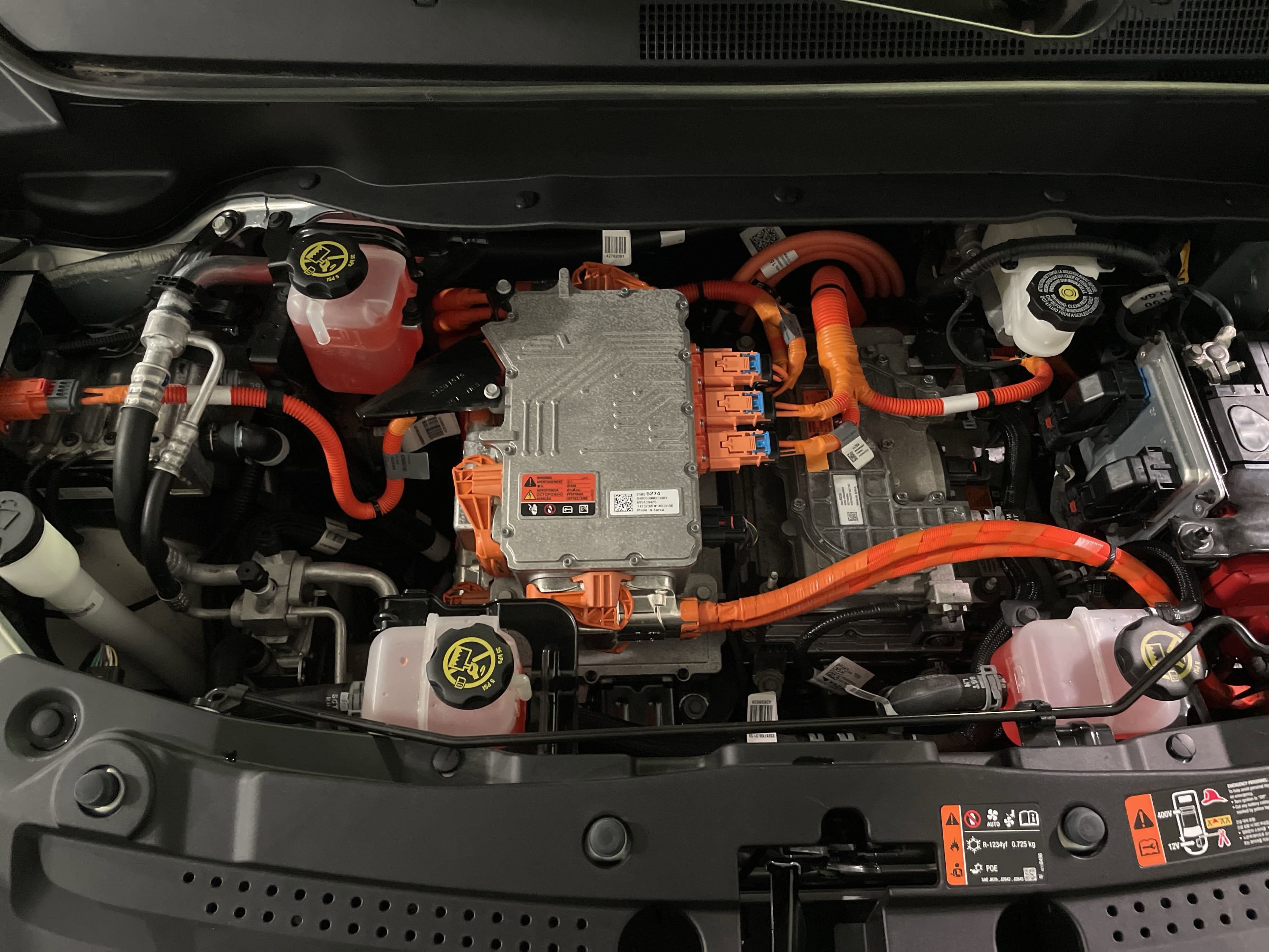 Vehicle photo 34