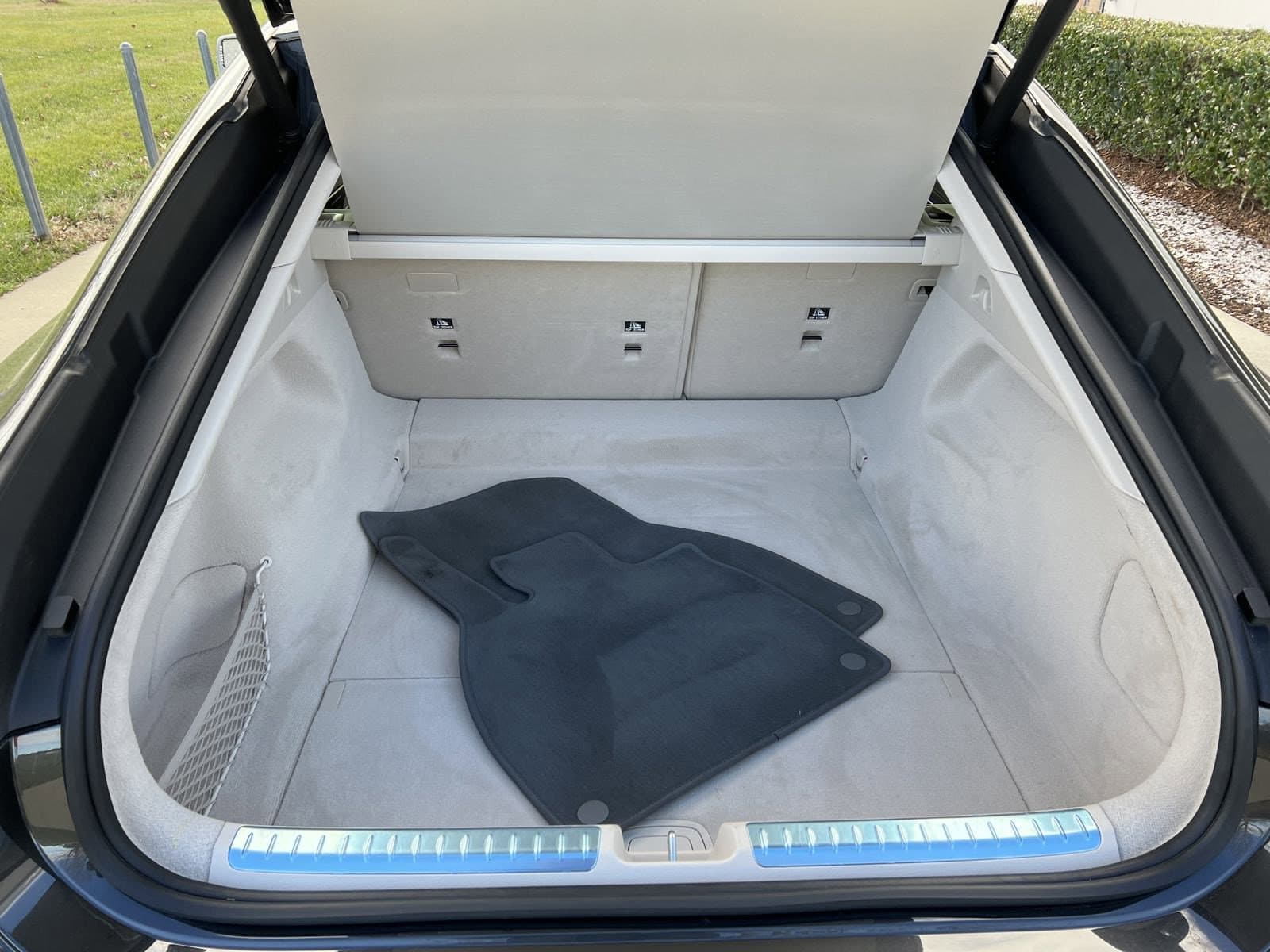 Vehicle photo 34