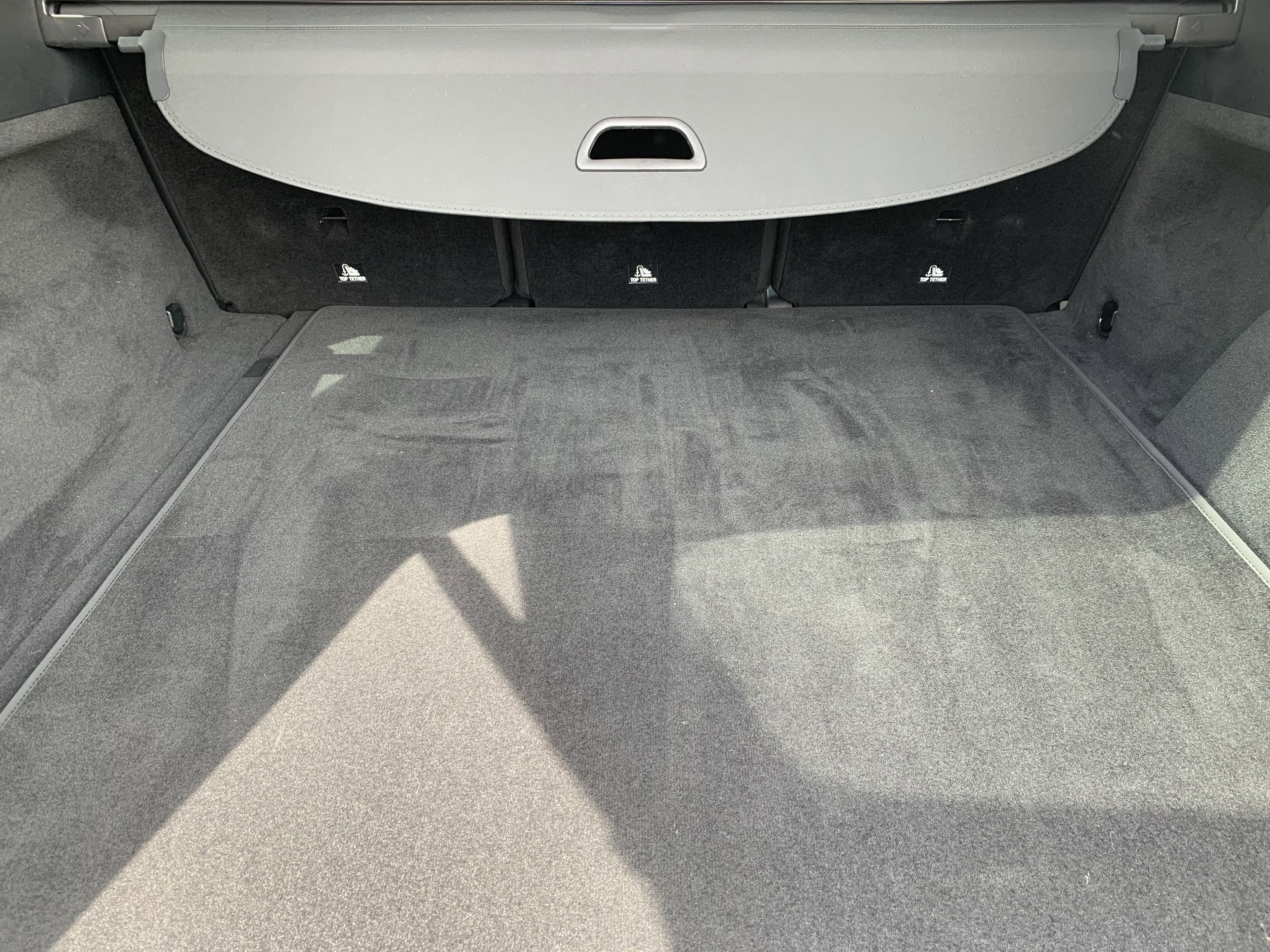Vehicle photo 32