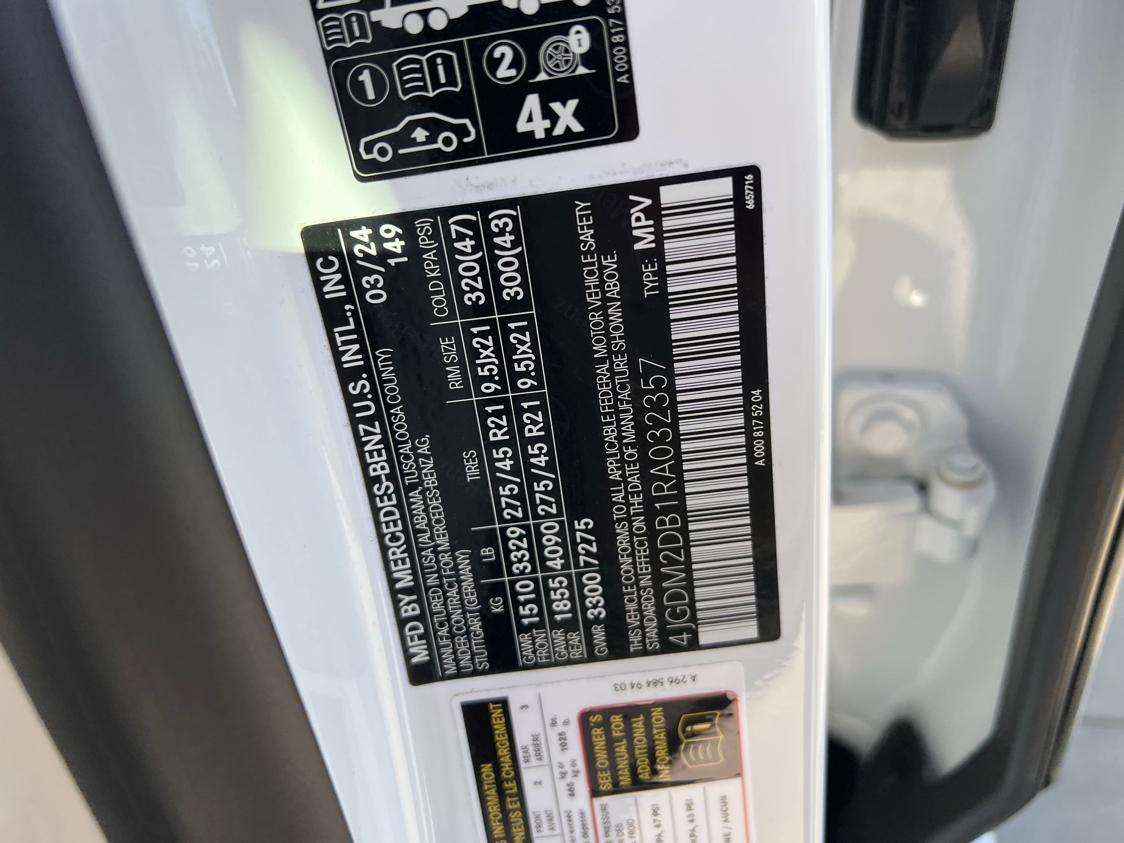 Vehicle photo 35