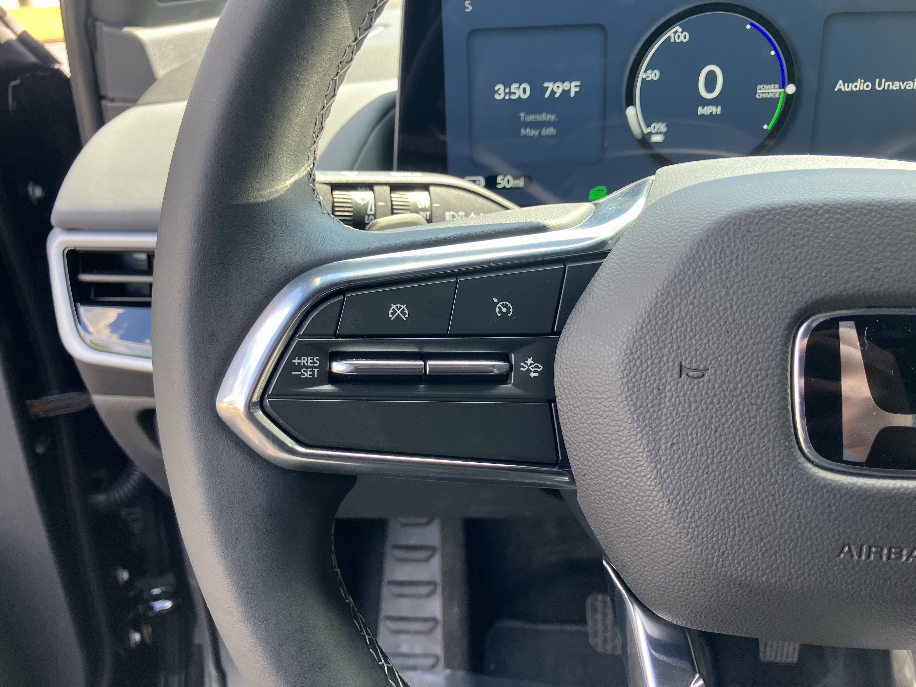 Vehicle photo 20