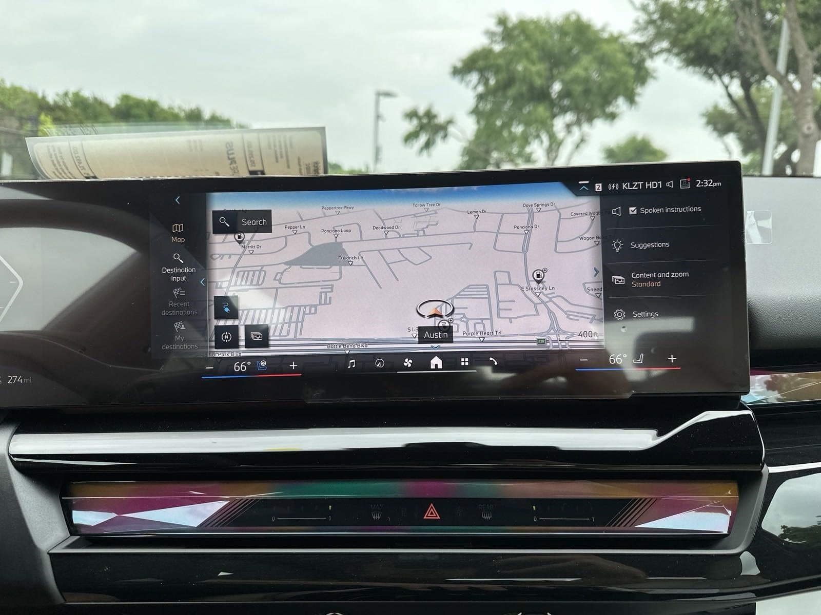 Vehicle photo 25