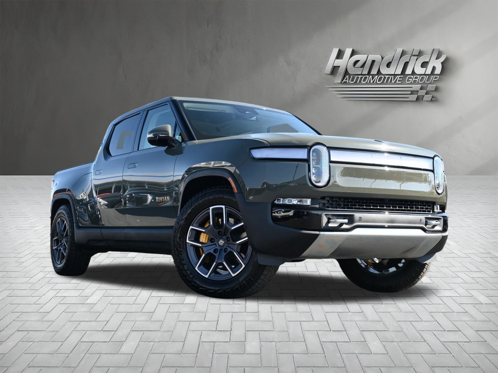 Vehicle photo 1