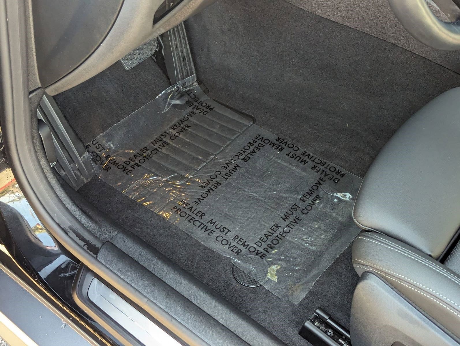 Vehicle photo 15