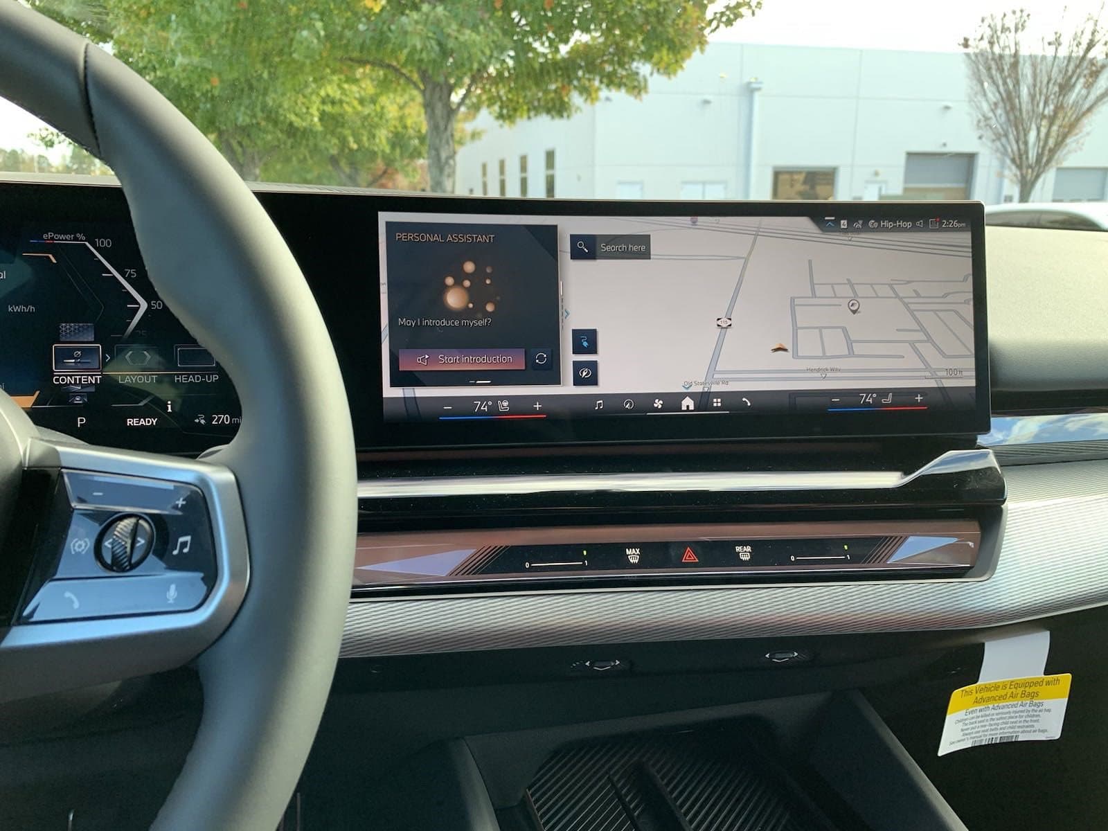 Vehicle photo 23