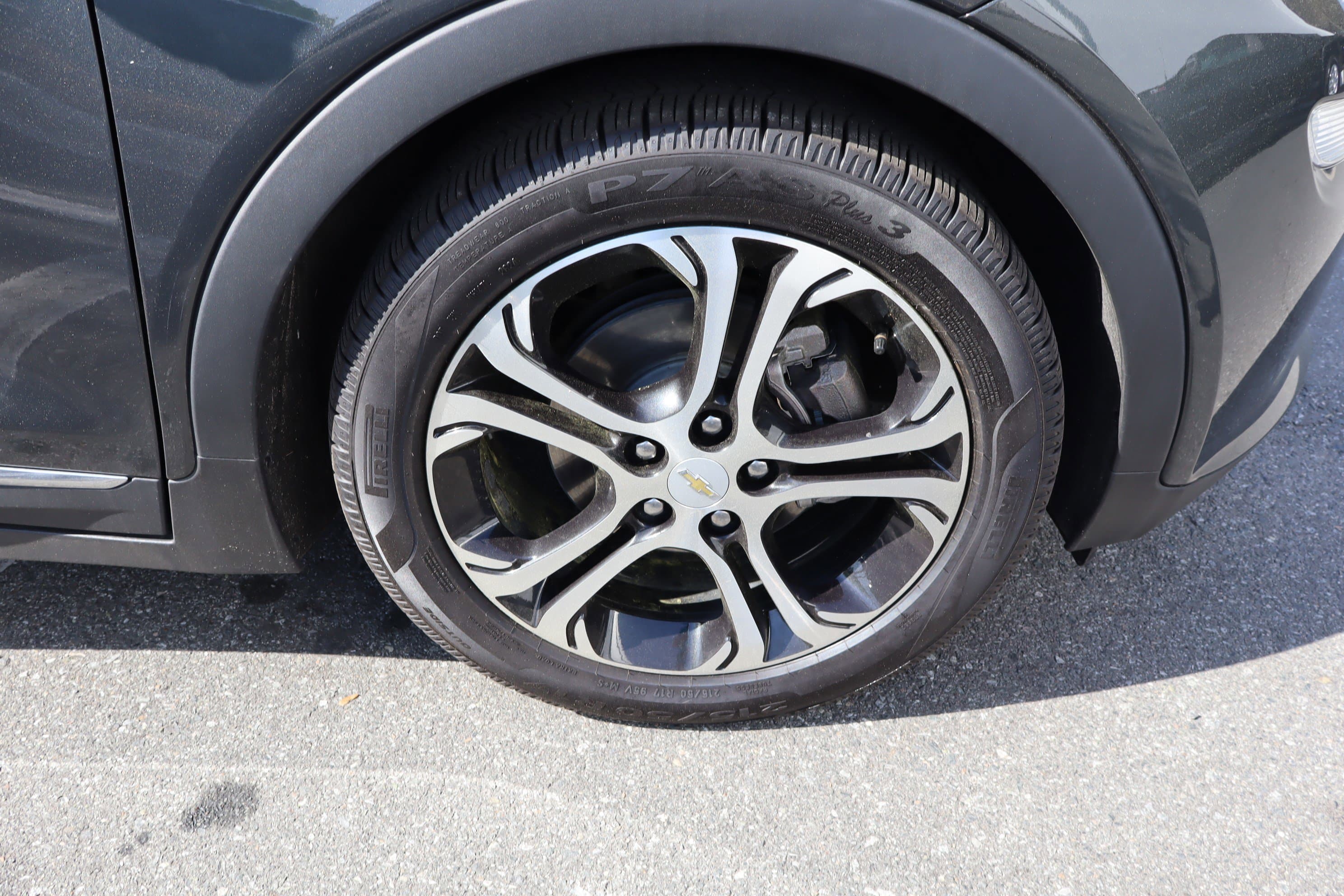 Vehicle photo 35