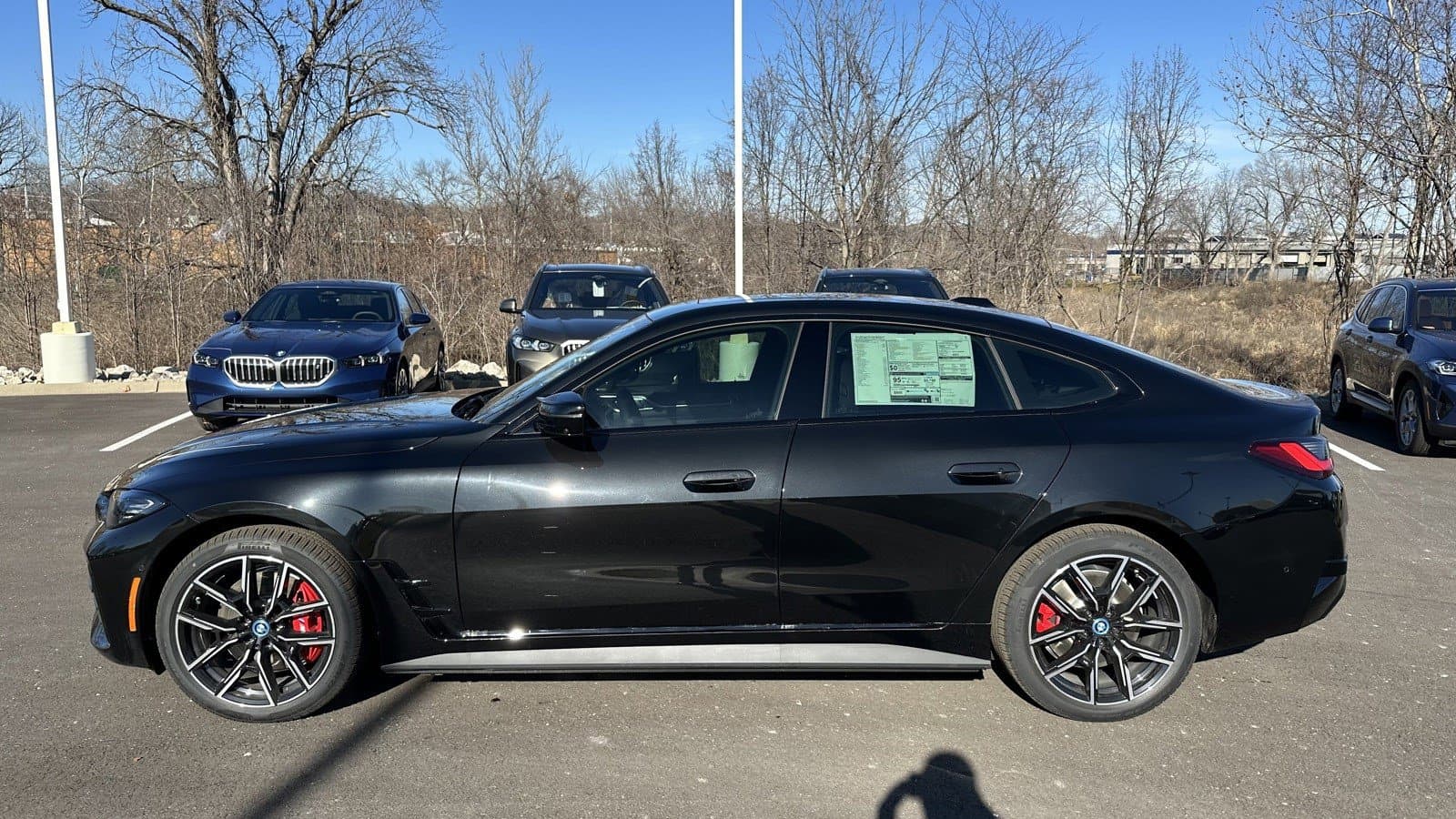 Vehicle photo 5