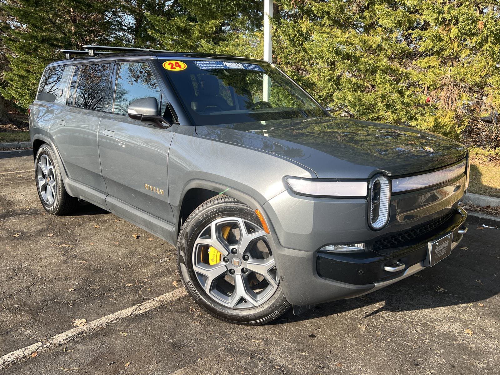 Vehicle photo 1