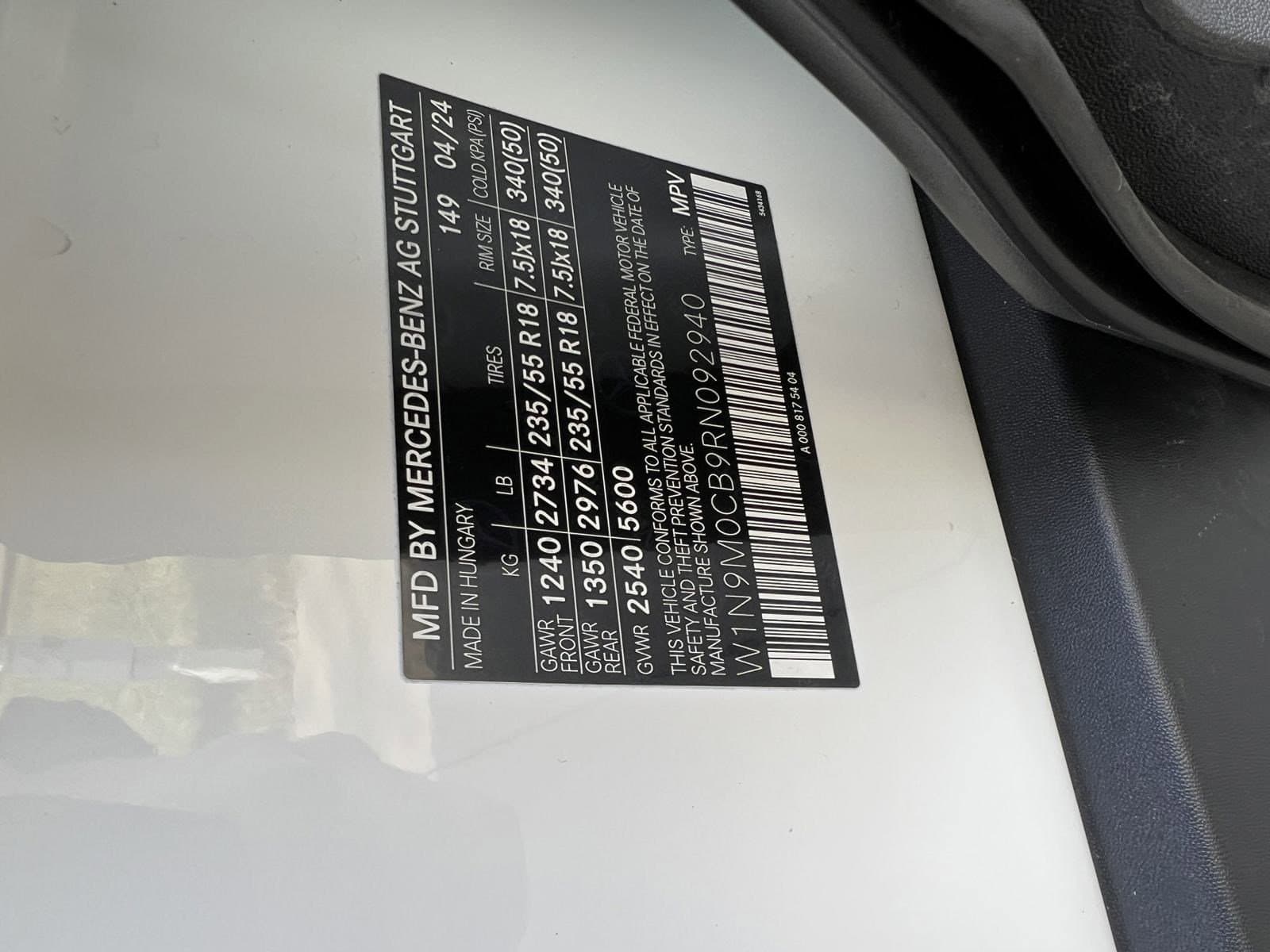 Vehicle photo 35