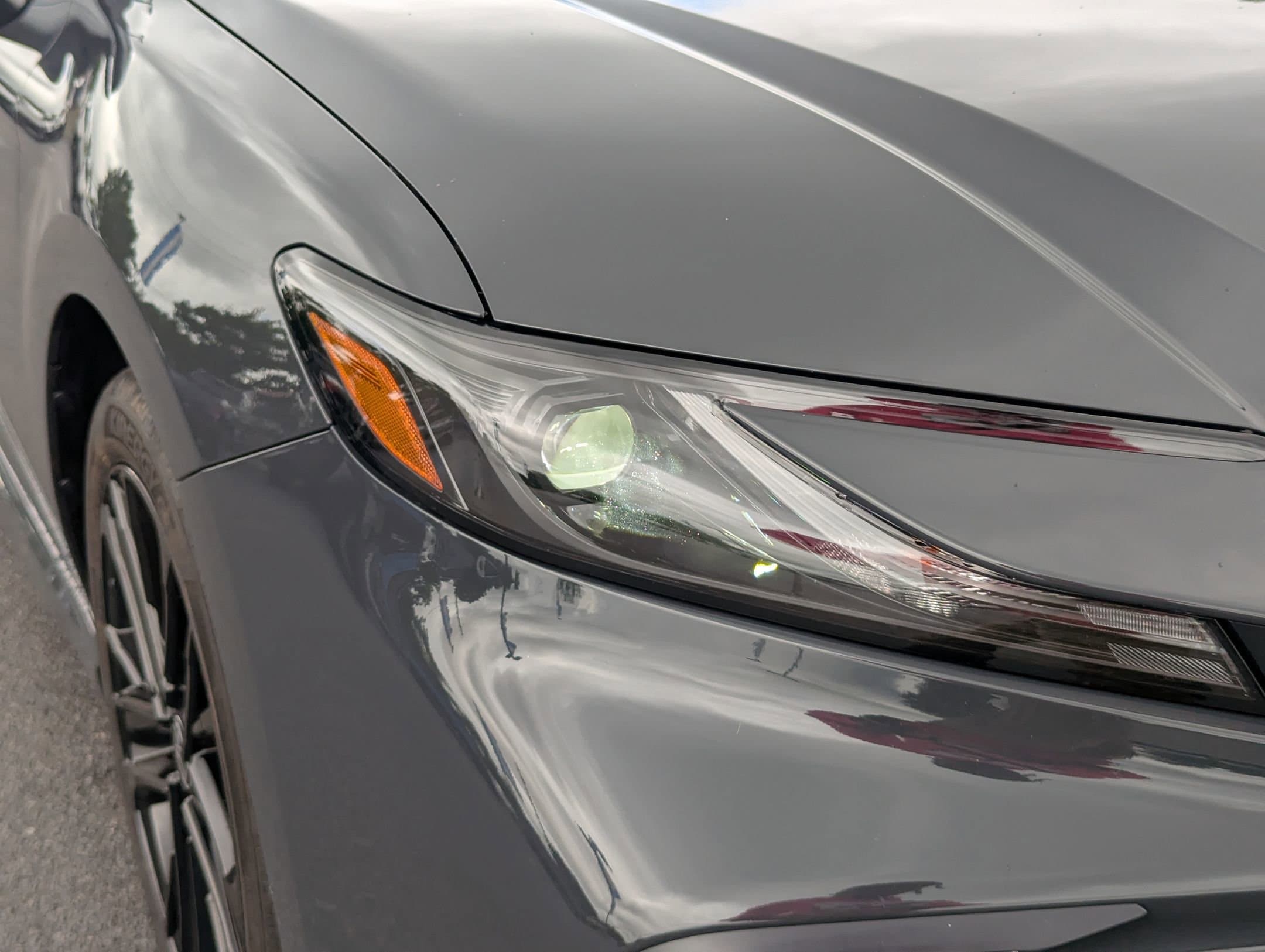 Vehicle photo 11