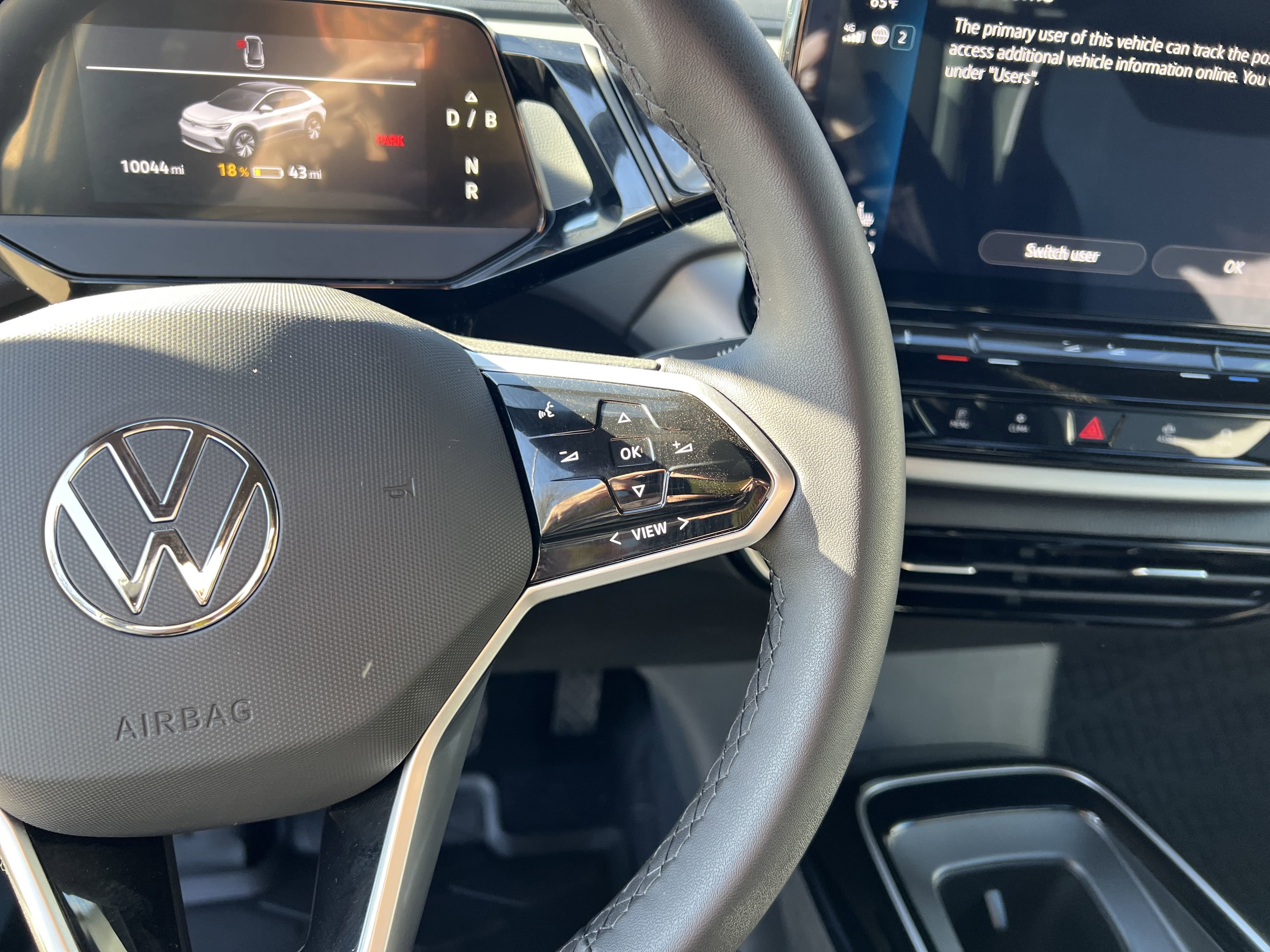 Vehicle photo 17