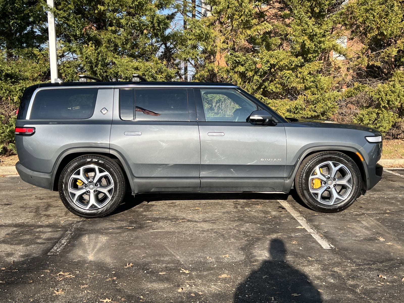 Vehicle photo 9