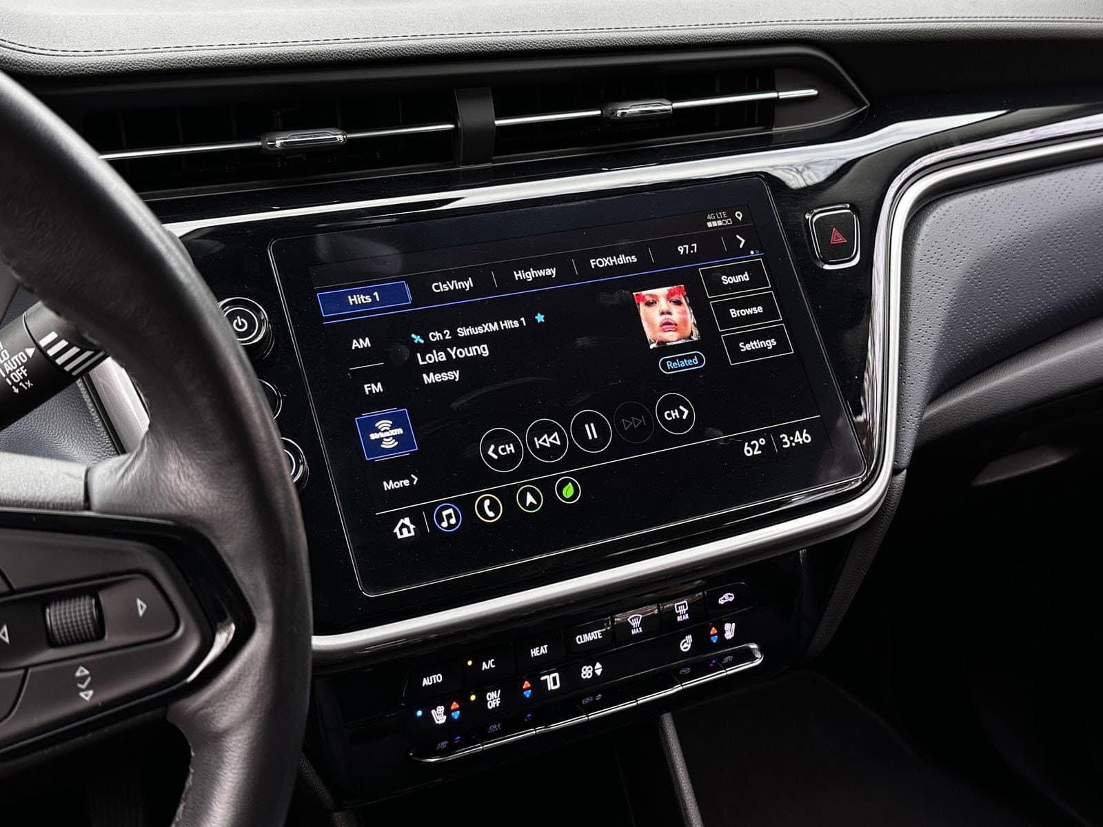 Vehicle photo 20