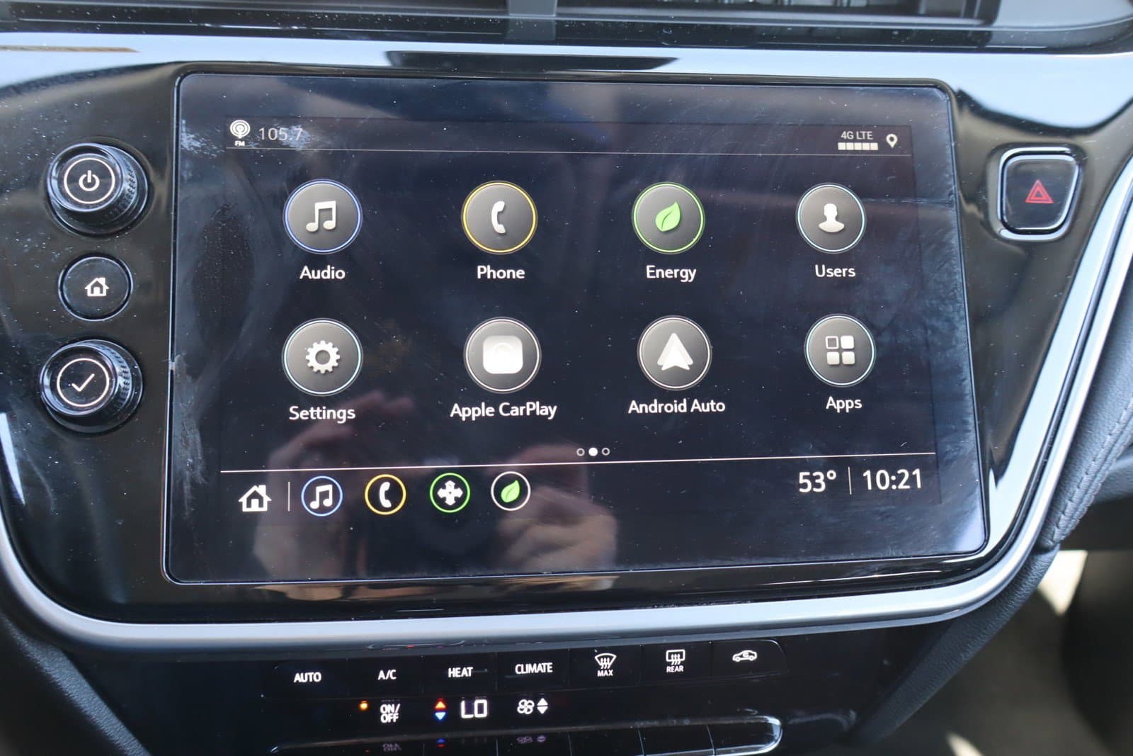 Vehicle photo 23