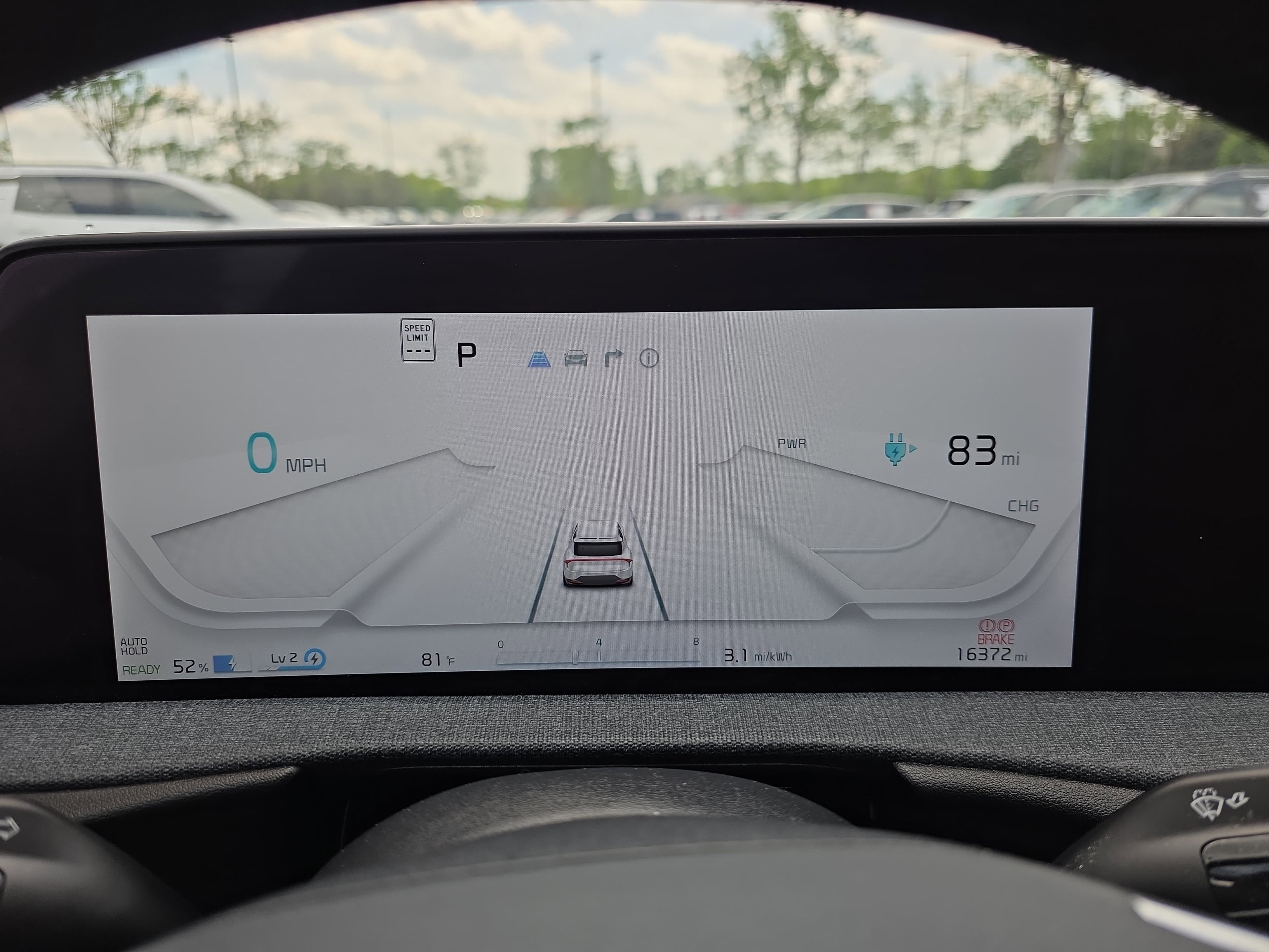 Vehicle photo 19