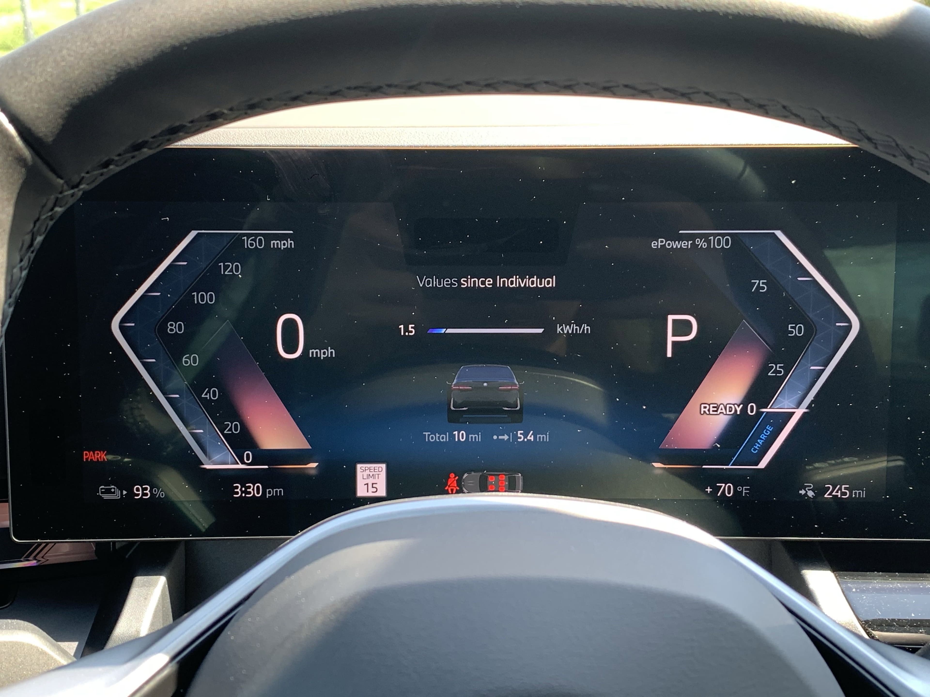Vehicle photo 21
