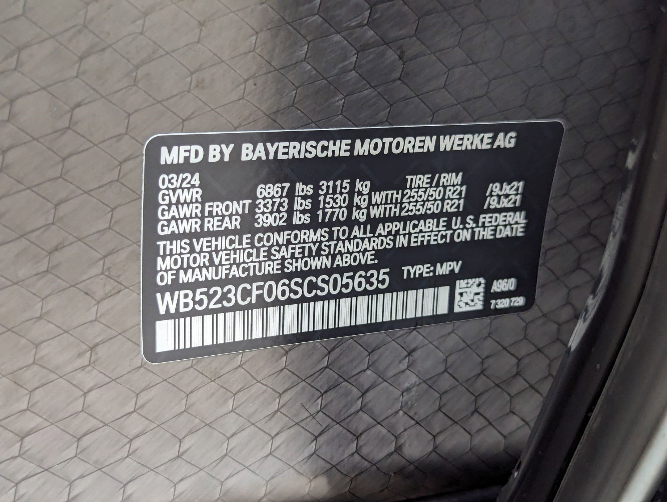 Vehicle photo 33