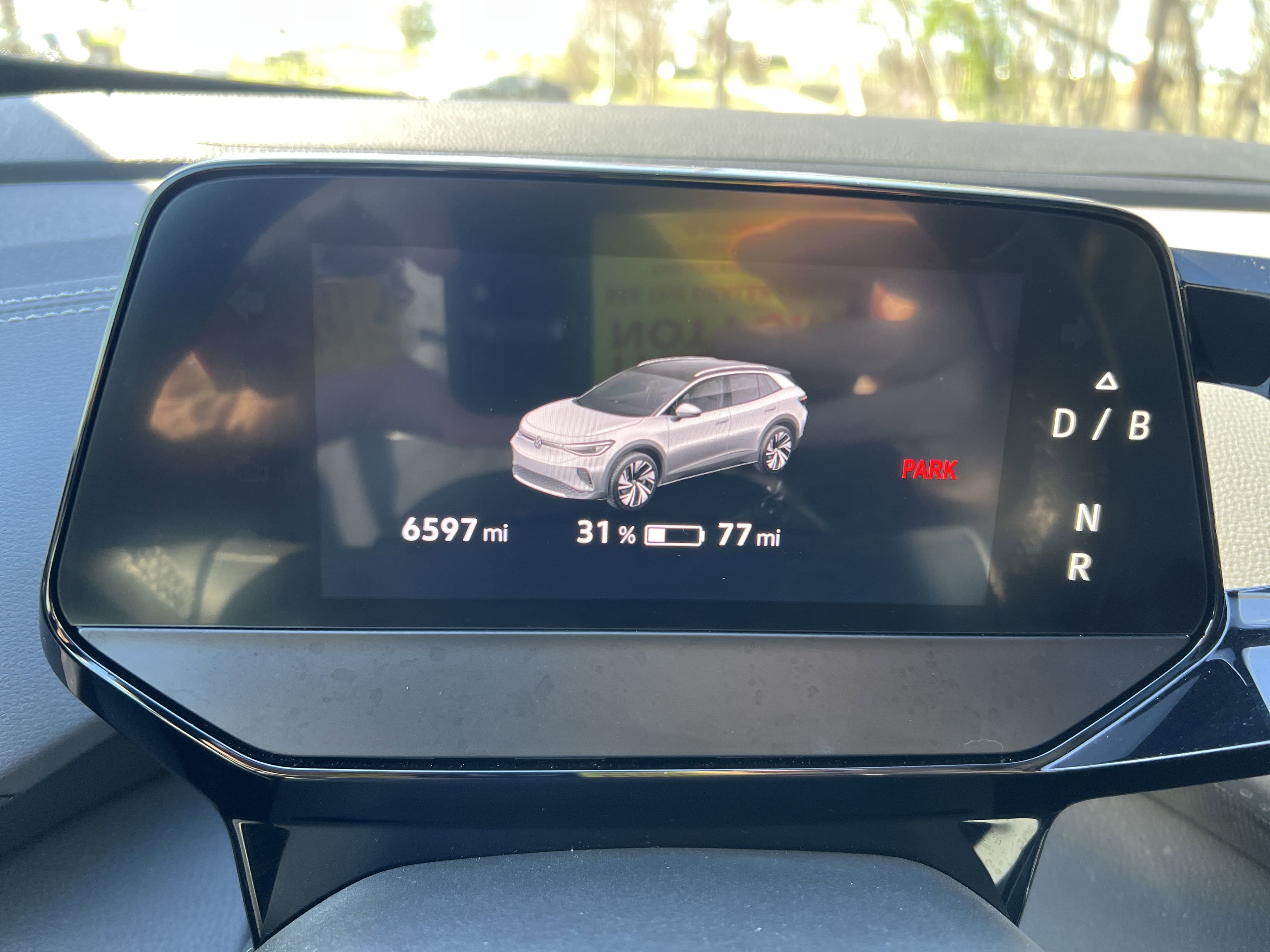 Vehicle photo 19