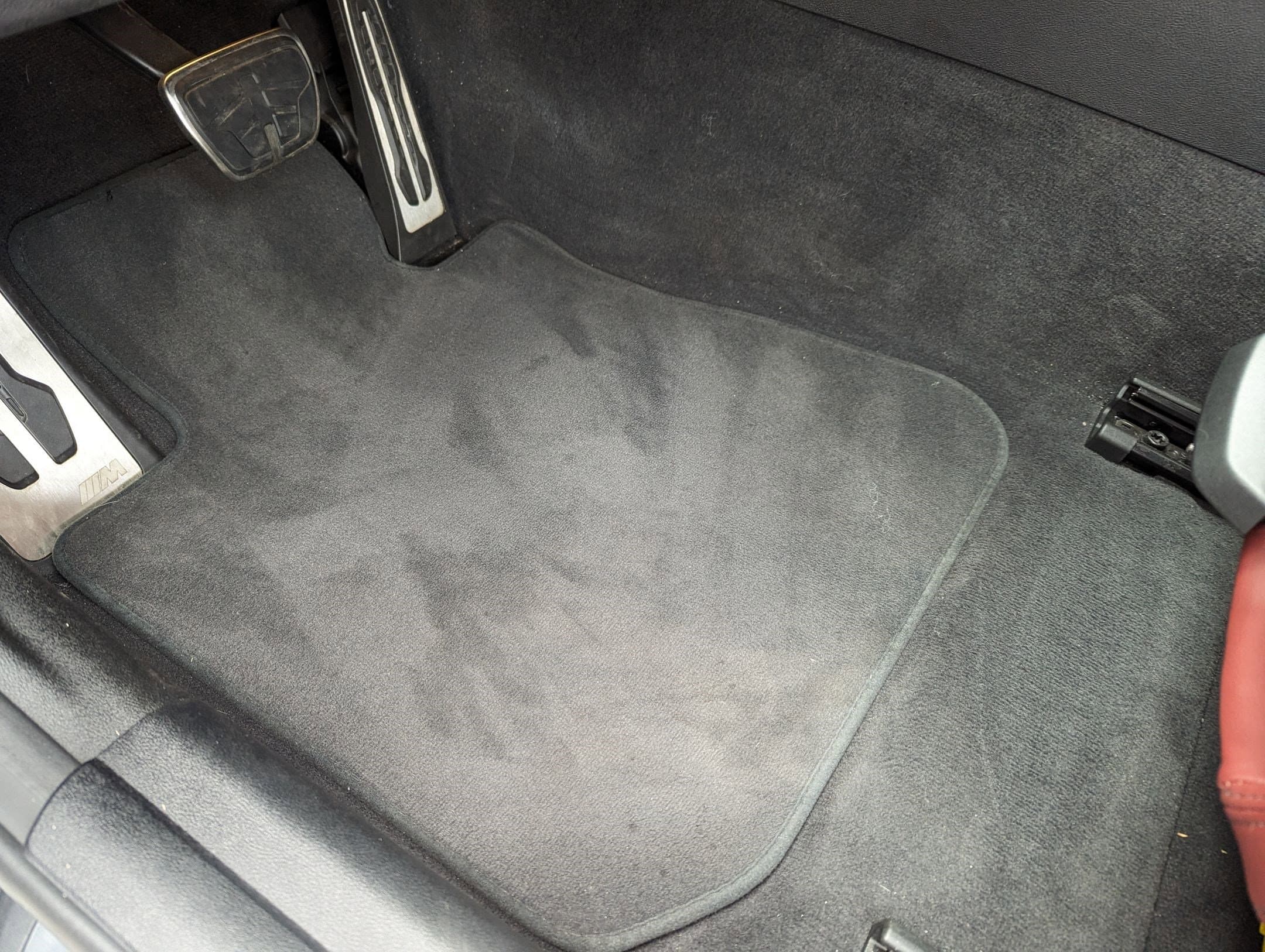 Vehicle photo 15