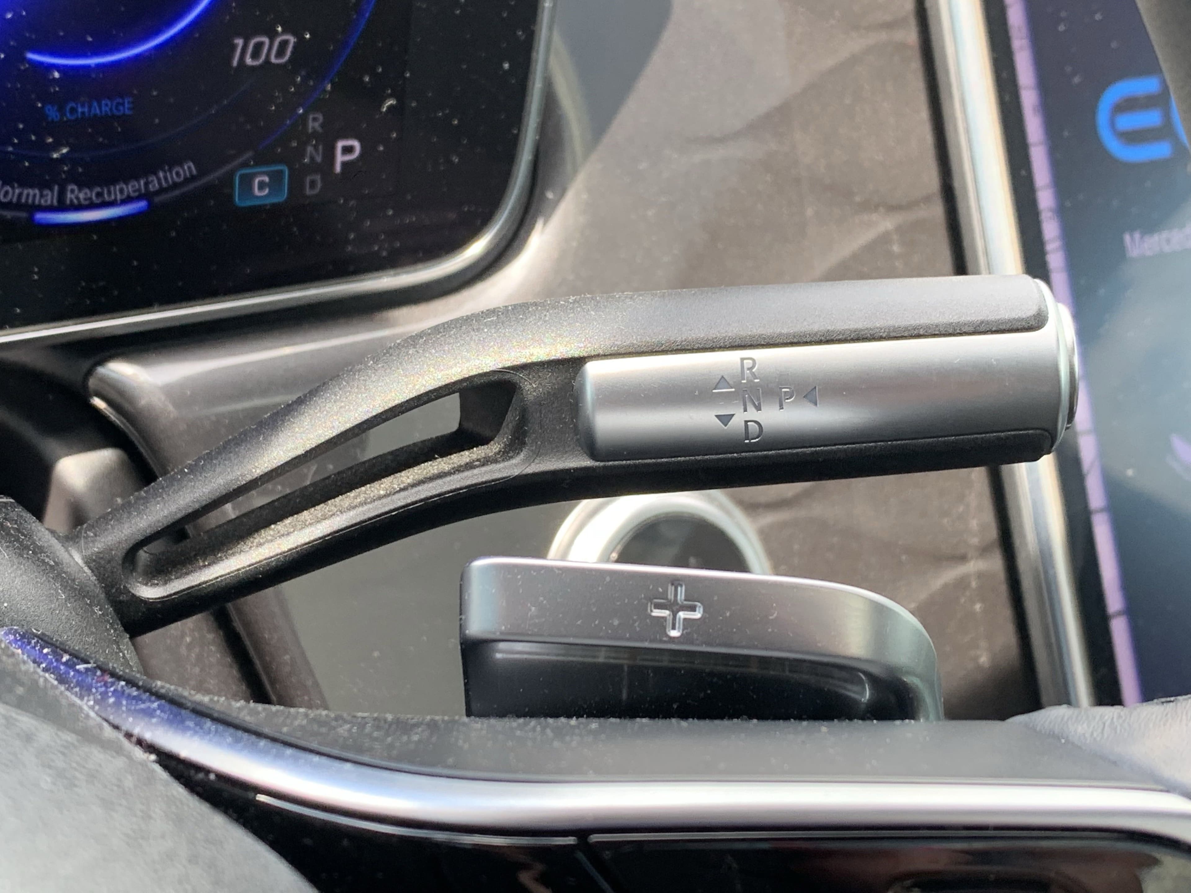 Vehicle photo 24