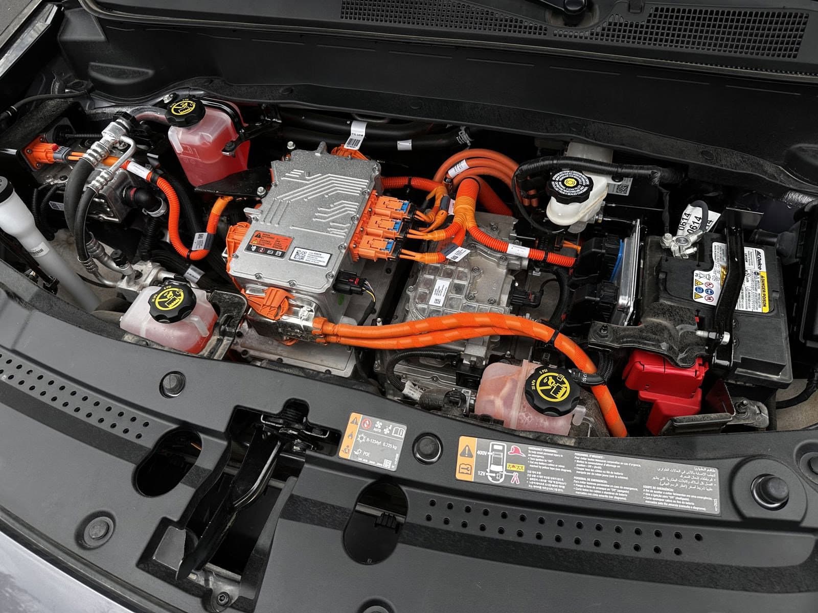 Vehicle photo 32