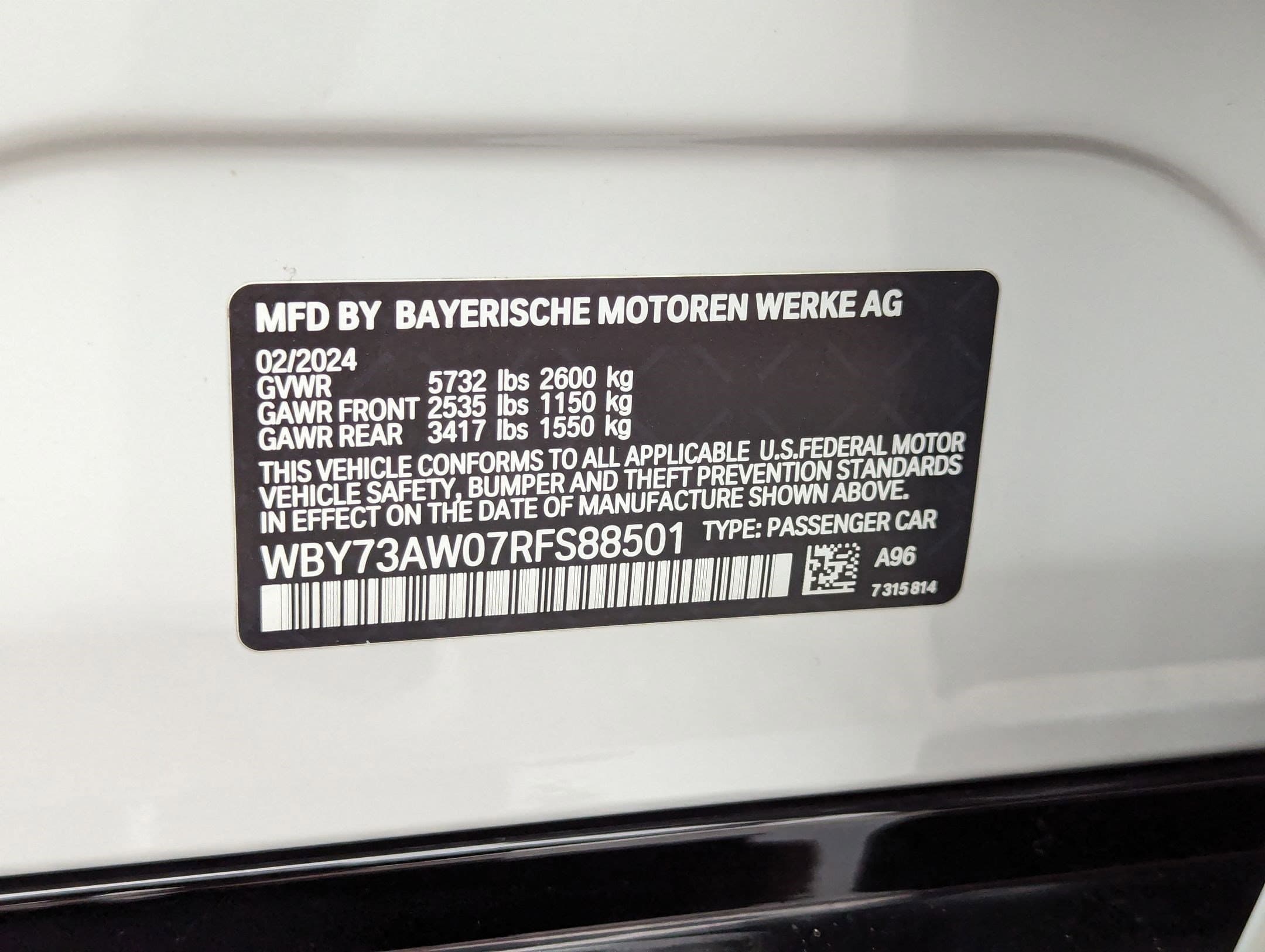 Vehicle photo 34