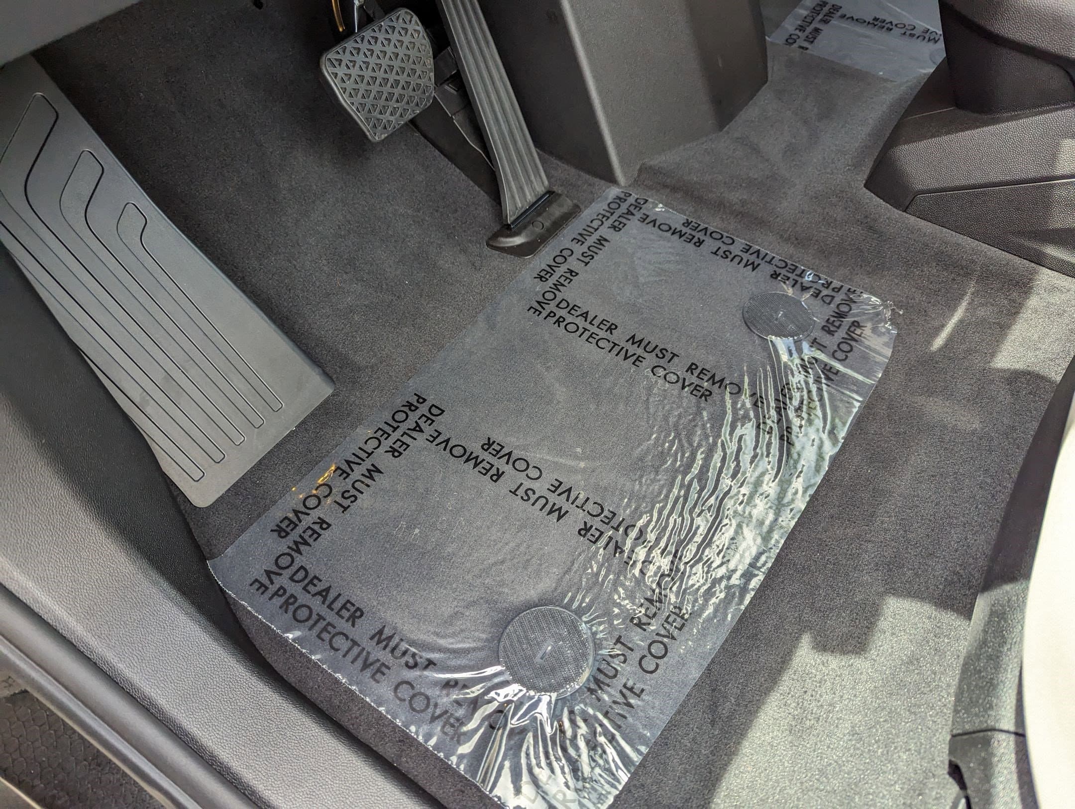 Vehicle photo 15