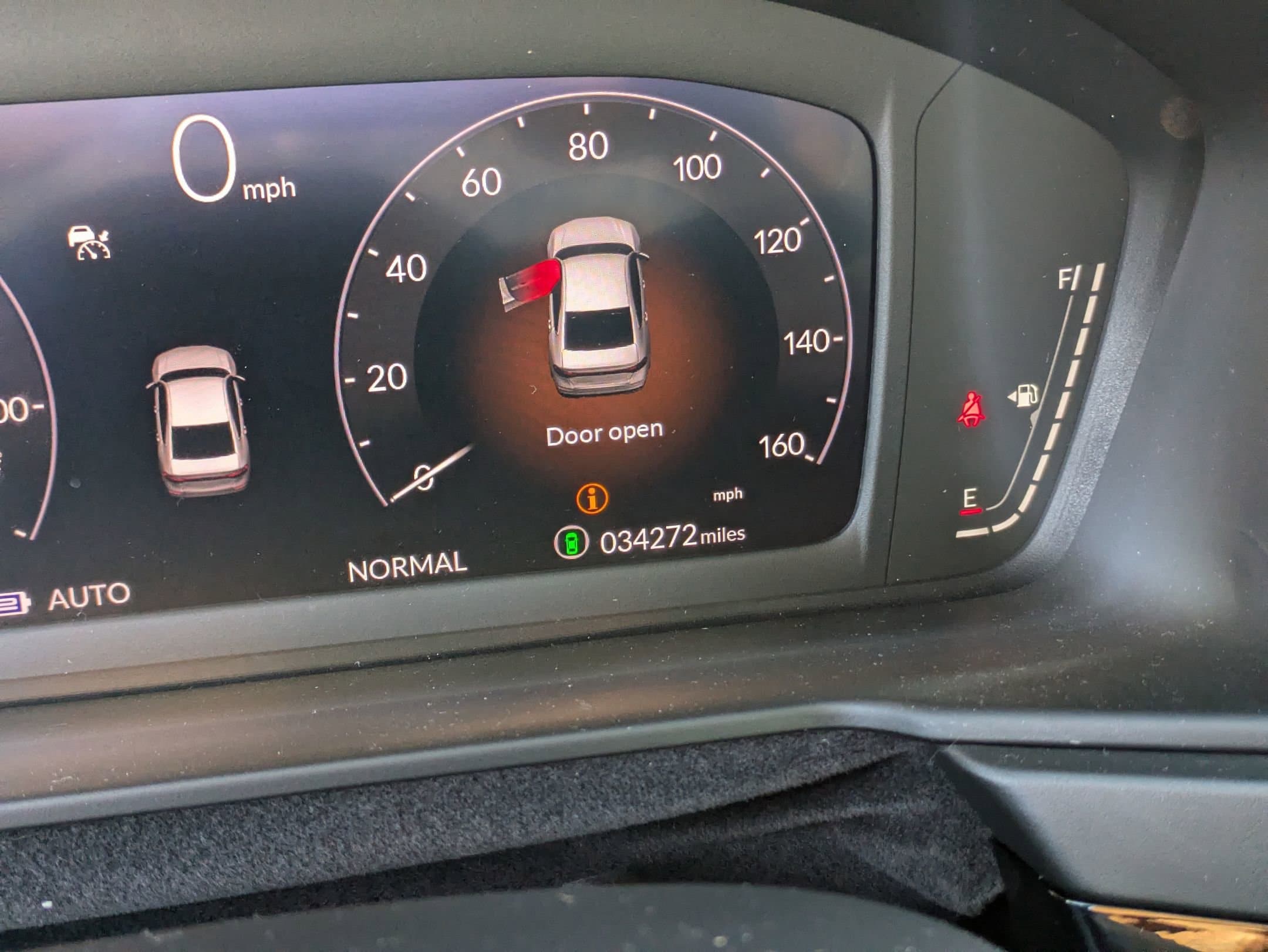 Vehicle photo 20