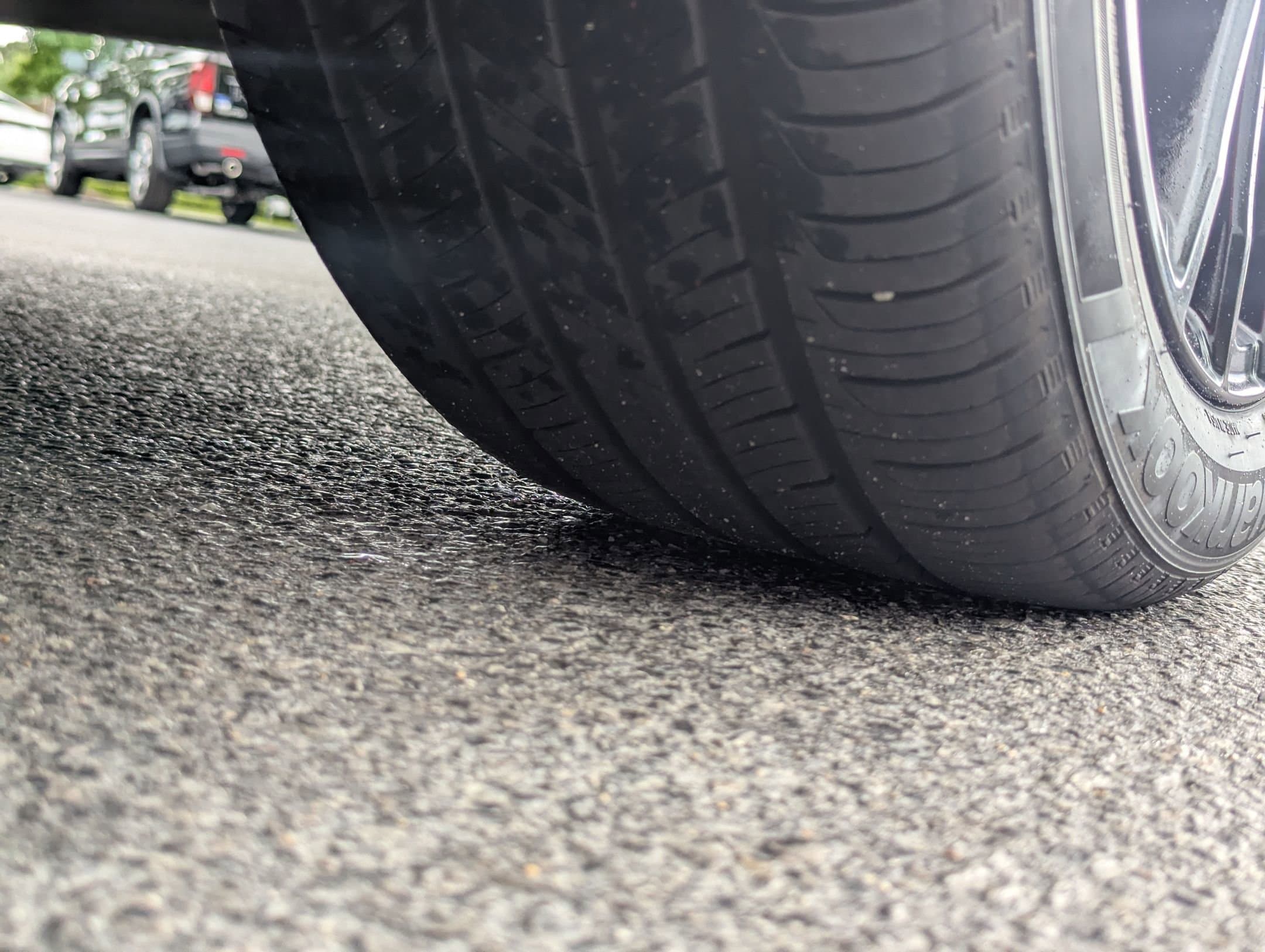Vehicle photo 13