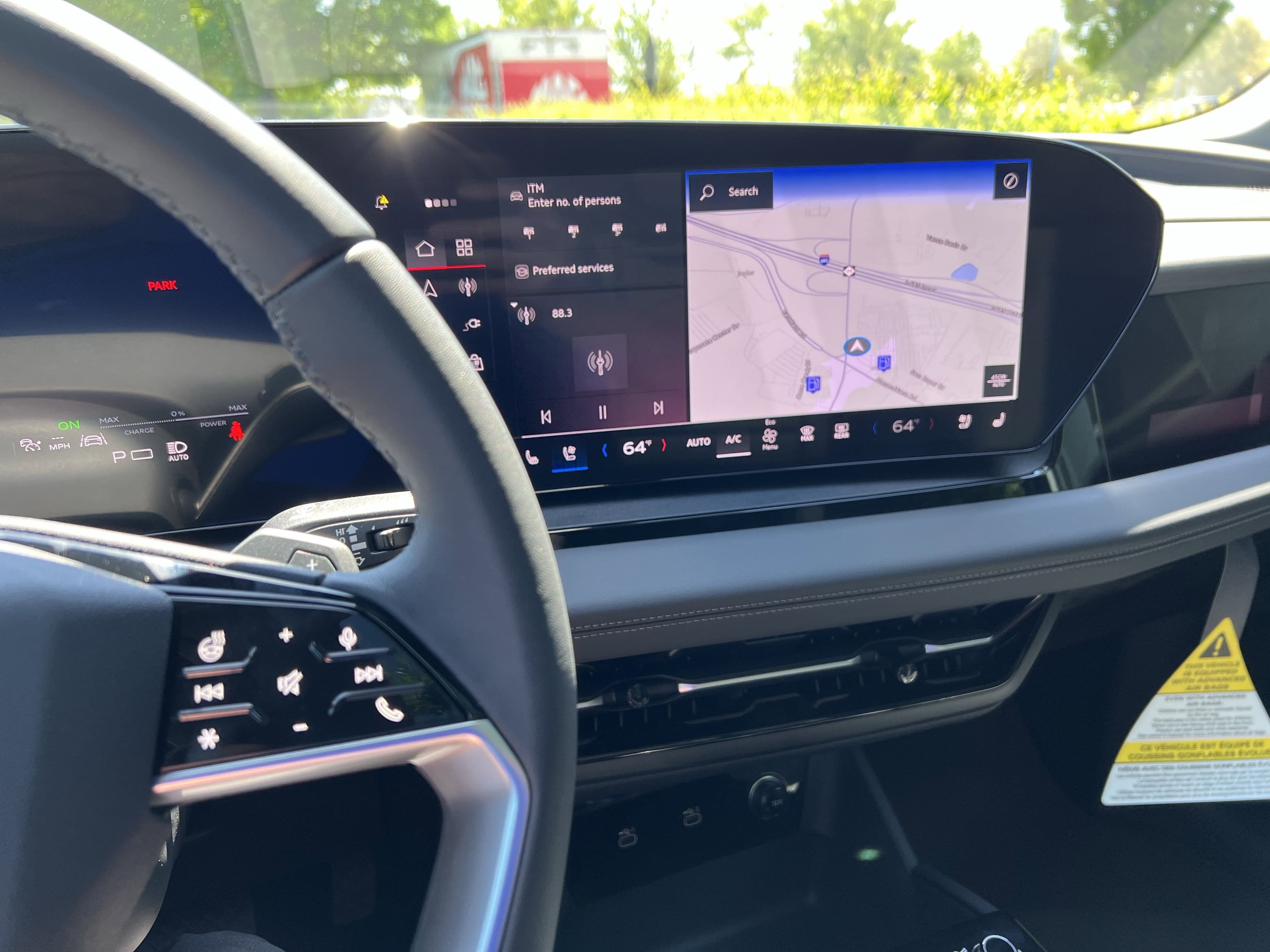 Vehicle photo 29